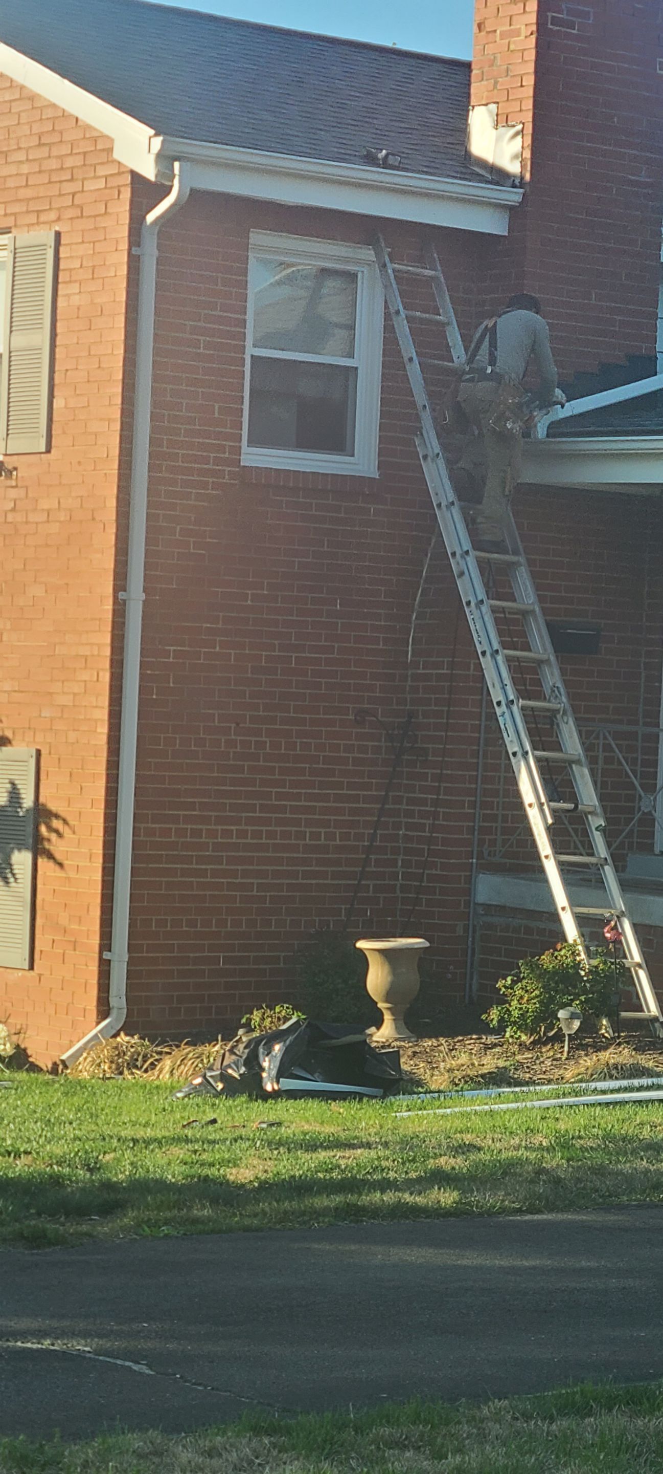 Alexandria: Residential Roof Replacement with CertainTeed Landmark in Georgetown Gray by RM Banning, Inc.