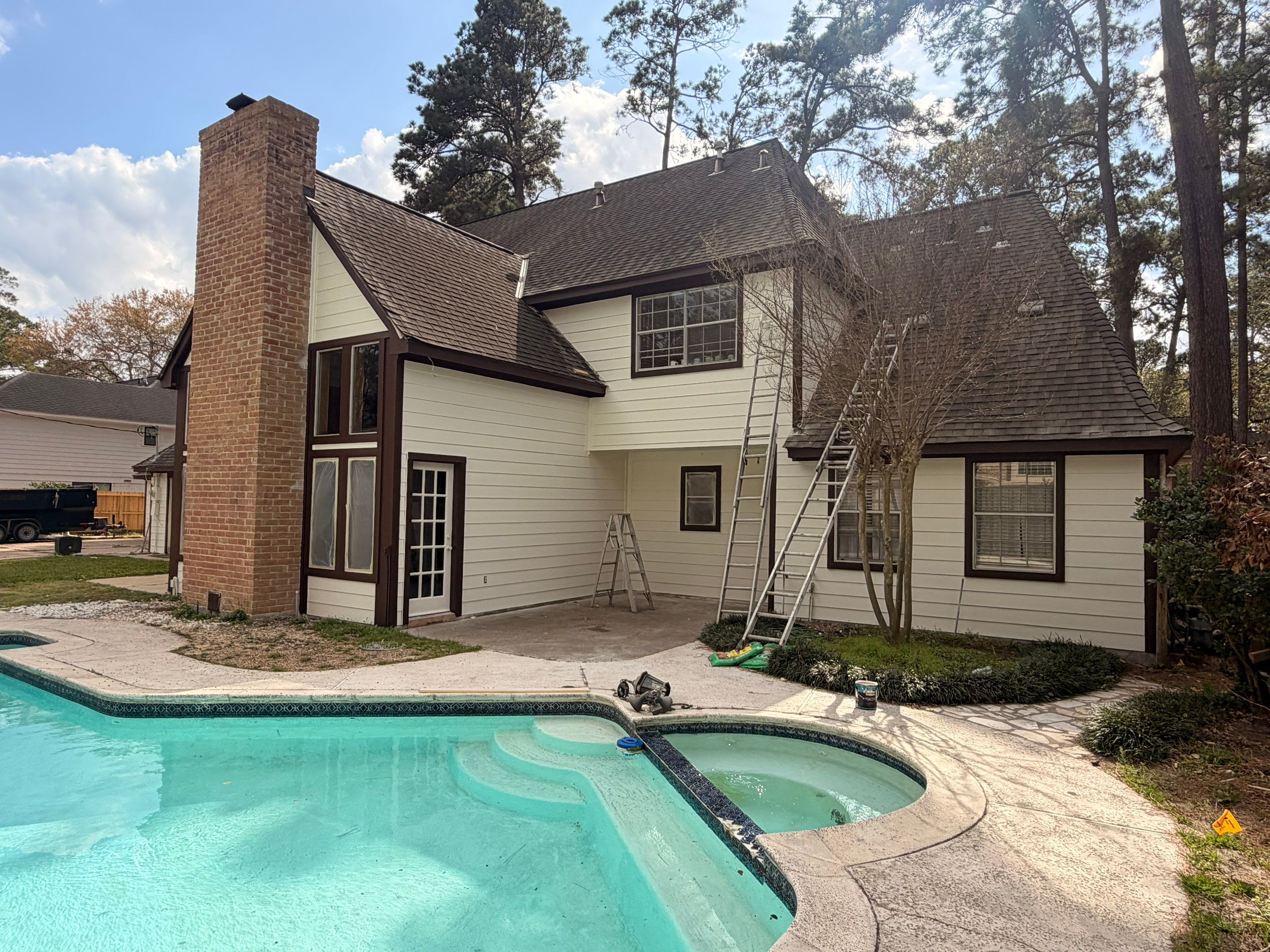 Siding Replacement by Houston Roofing & Construction