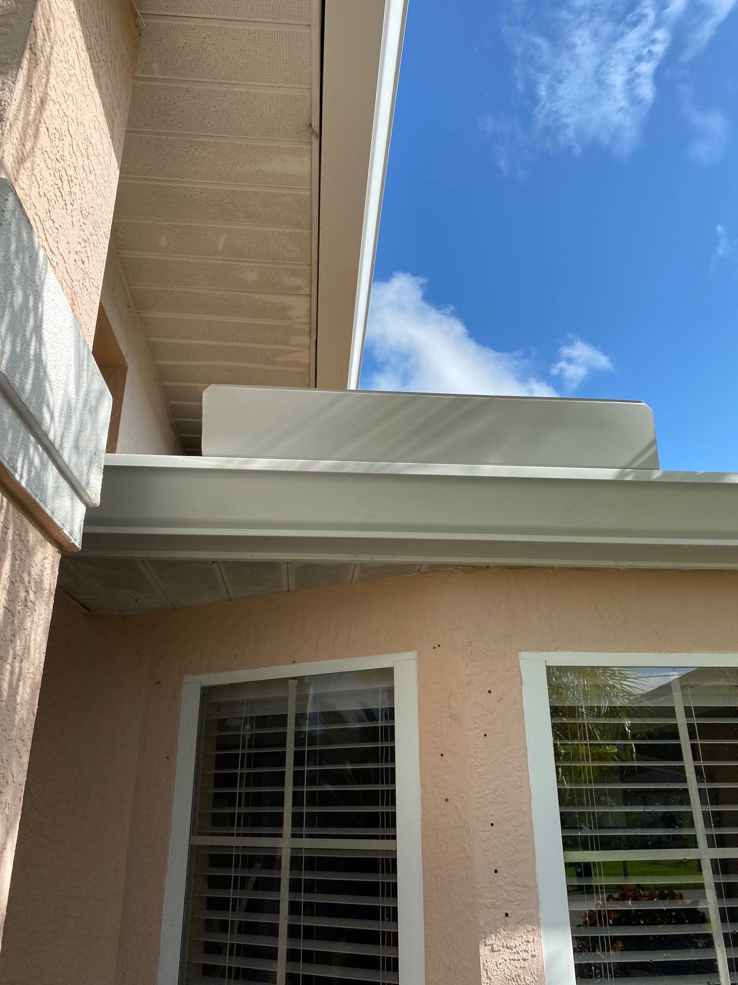 6-Inch Seamless Gutters for Superior Drainage in Fort Myers FL by Gutter Professors