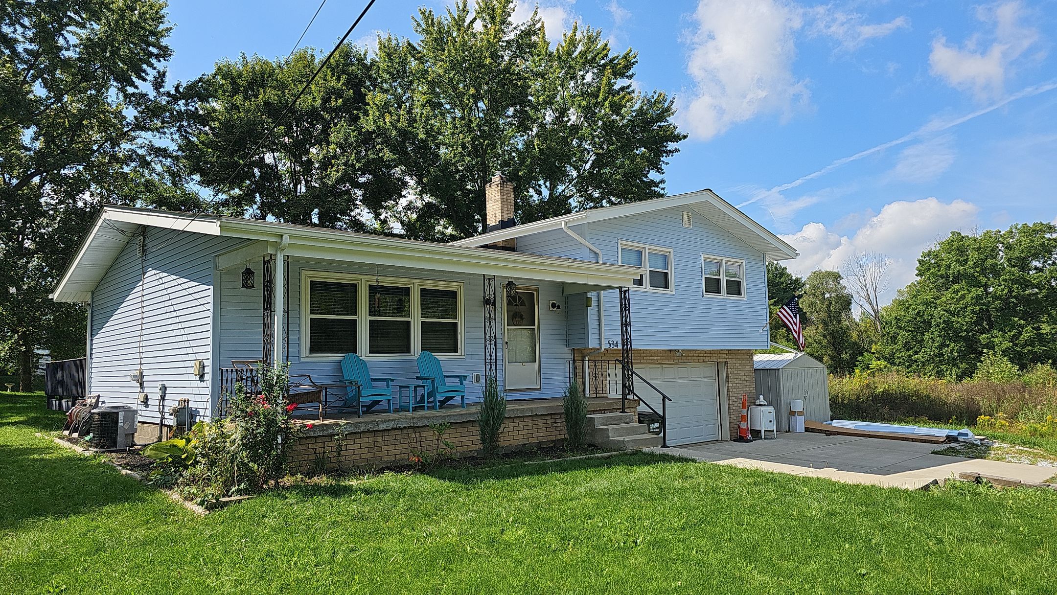 Polaris HomeView, Color: Coastal Sky by Eagle Eye Roofing