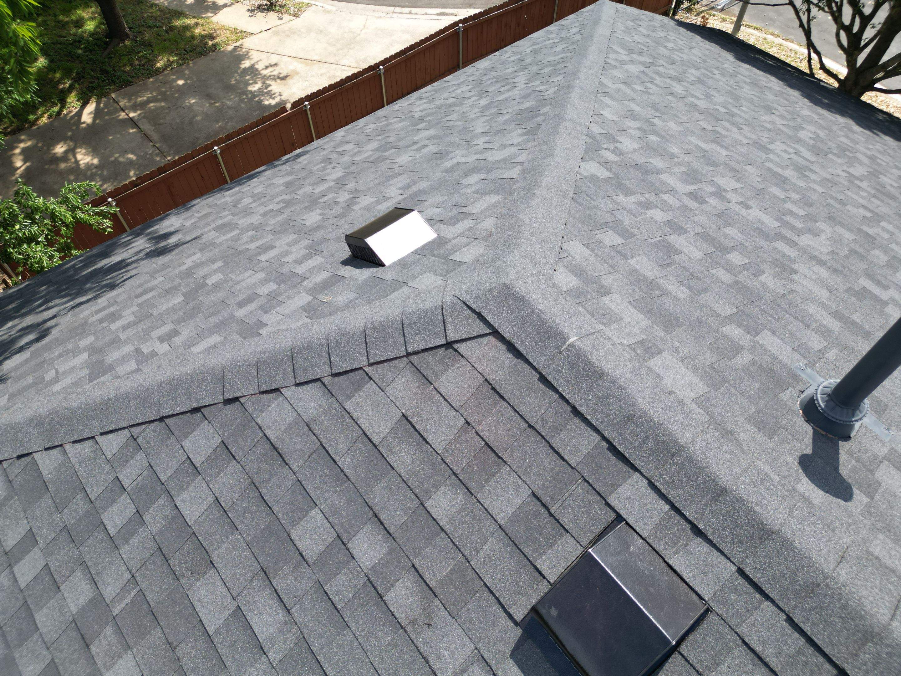 Onyx Black - Owens Corning TruDefinition Duration by RoofsOnly.com