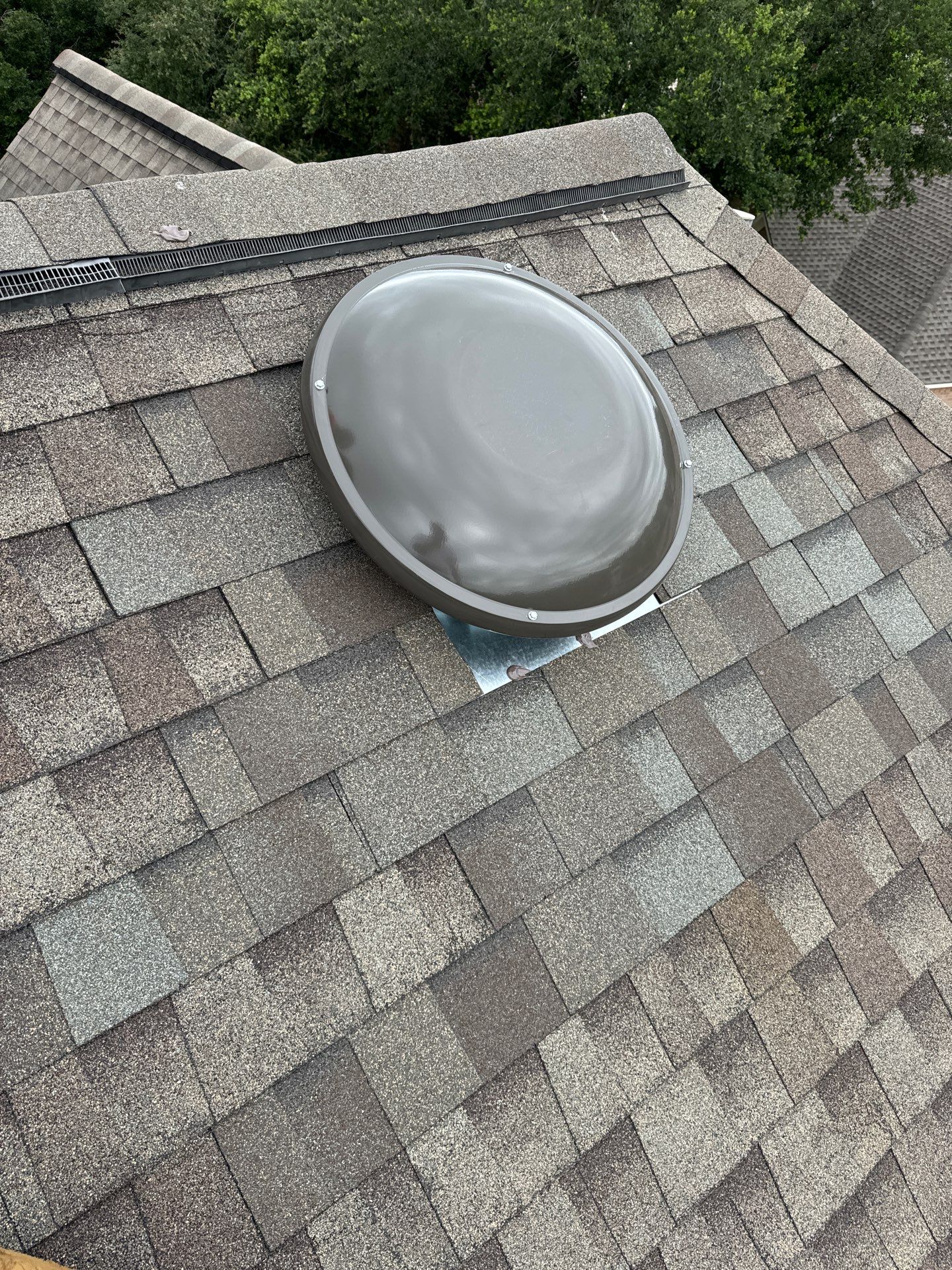 Hail Damage using Owen's Corning Duration (Lifetime) Shingles by Roof Repair Company