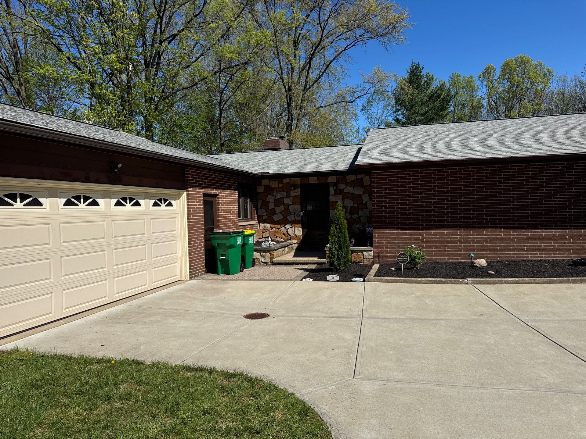 Roof and Gutter Replacement by Homestyle in Willoughby Hills by Homestyle Home Improvements (HHI)