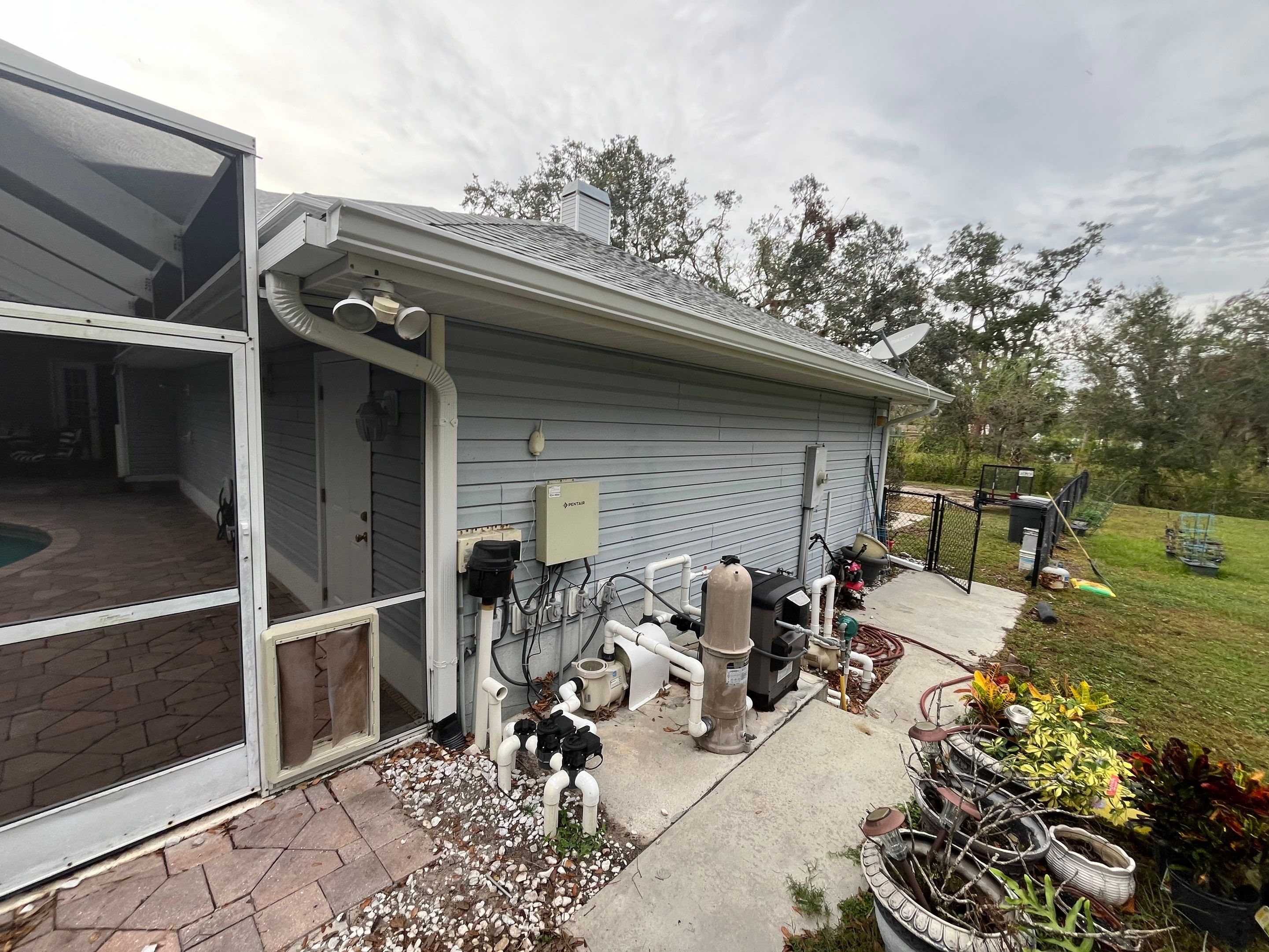 6-inch Seamless Gutters Installed in Bradenton FL by Gutter Professors