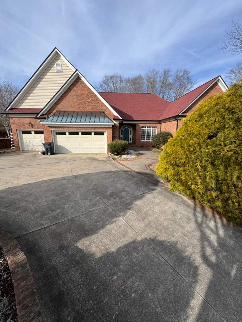 CertainTeed Landmark Pro Red Oak by Smithrock Roofing
