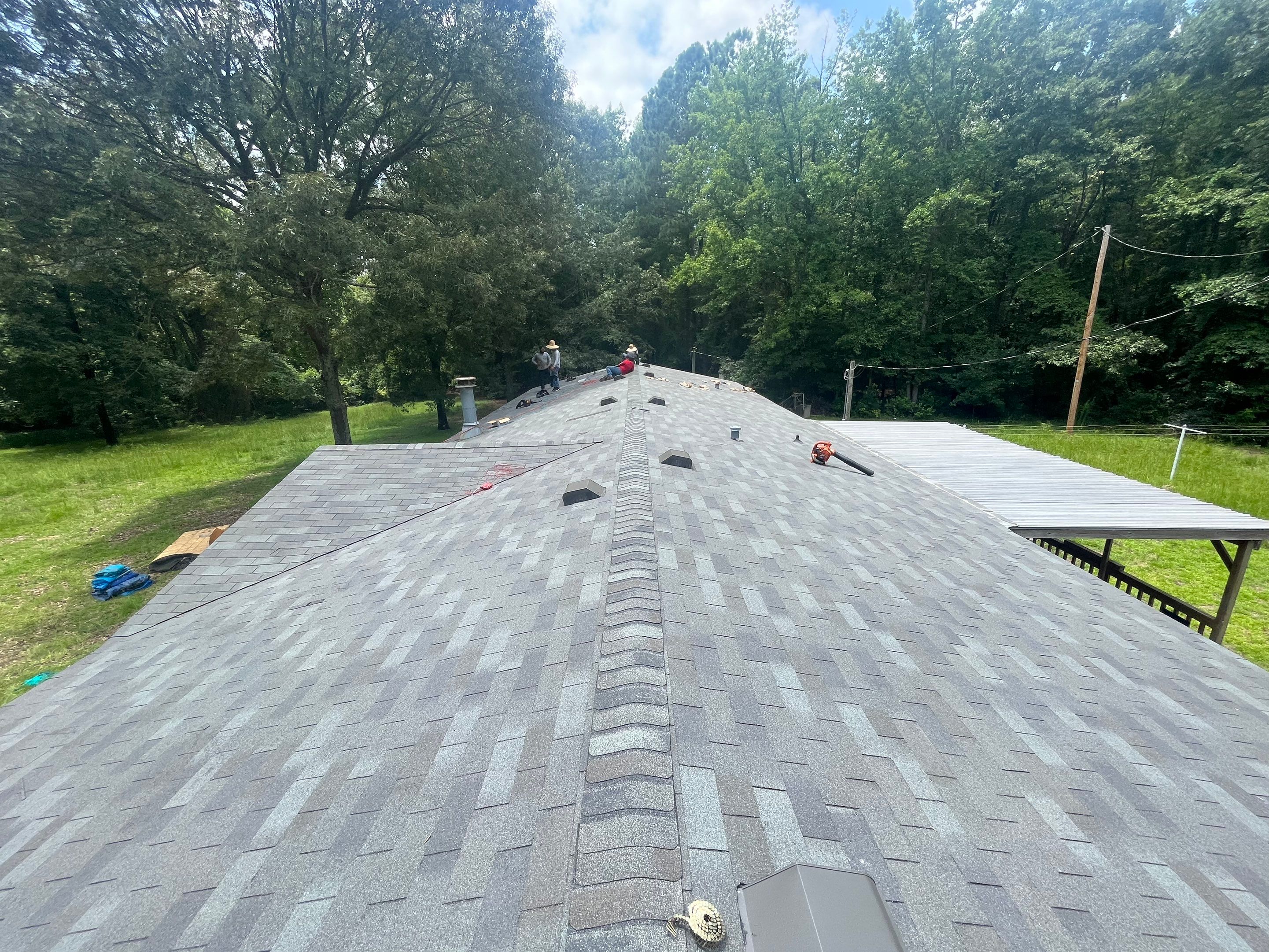 Residential Reroof: 25 Year 3-Tab Shingle by Hostetler Roofing