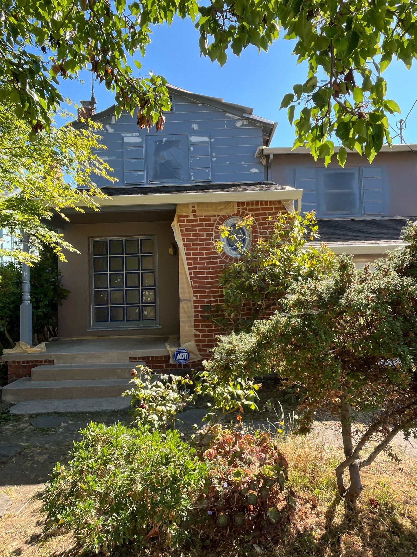 Project in Oakland by Herrera’s Bay Area Painting inc.