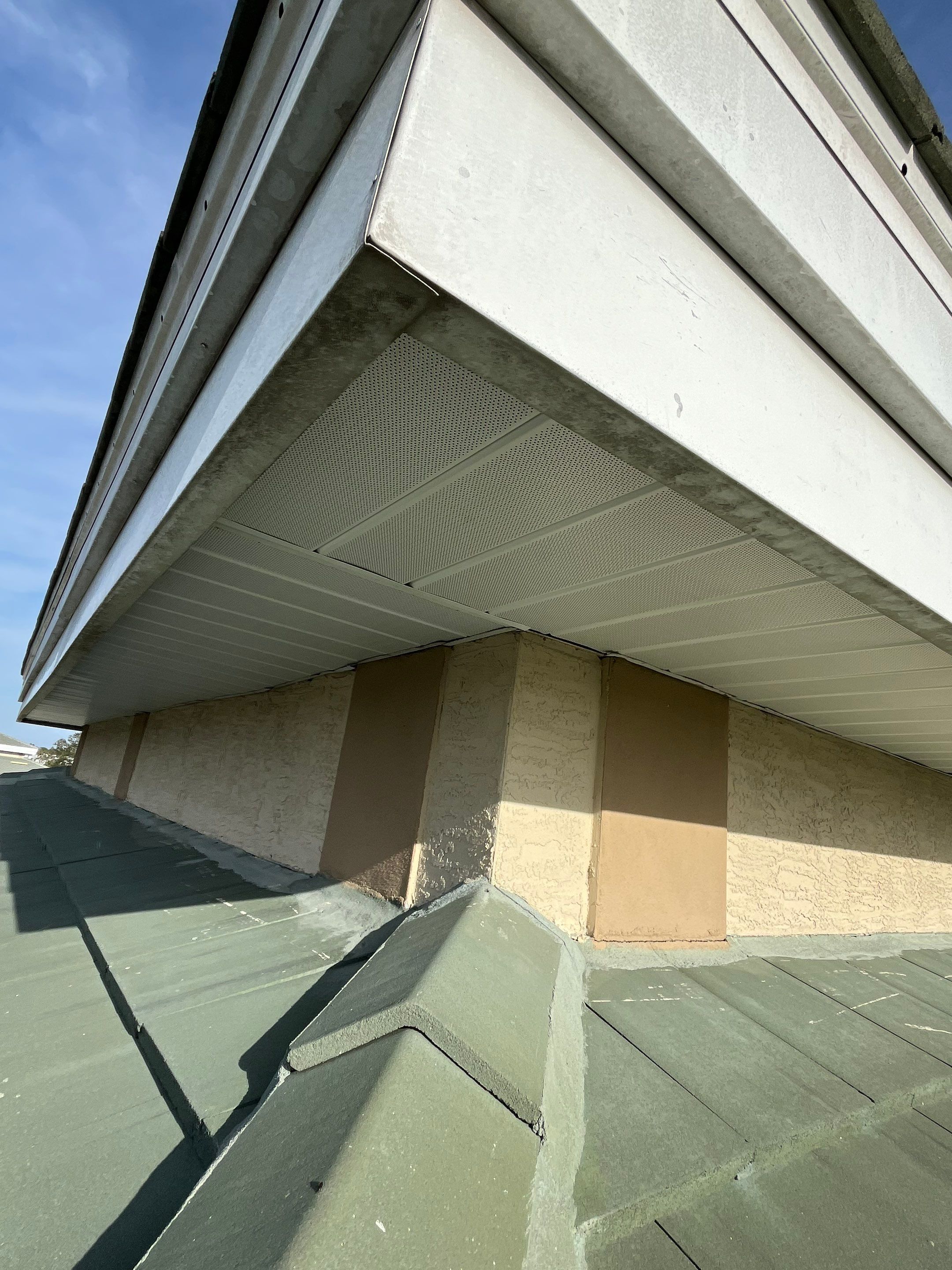 Soffit and Fascia Replacement in Lakewood Ranch FL by Gutter Professors
