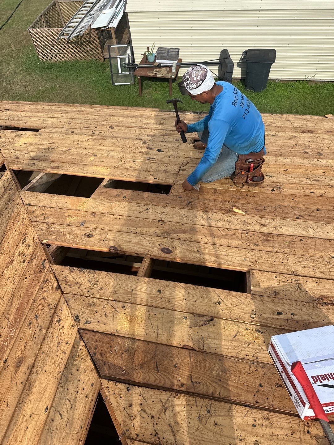Residential Roofing Installation using Owen's Corning Duration (Lifetime) Shingles by Roof Repair Company