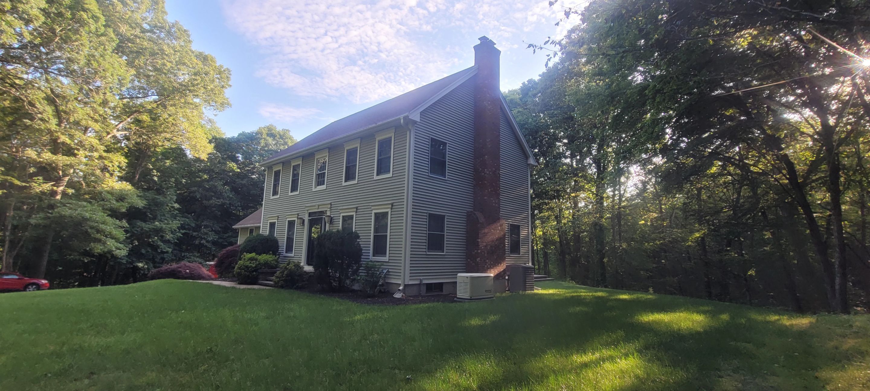 Homeowners in East Hampton, CT get a new roof by DiGiorgi by DiGiorgi Roofing and Siding Inc