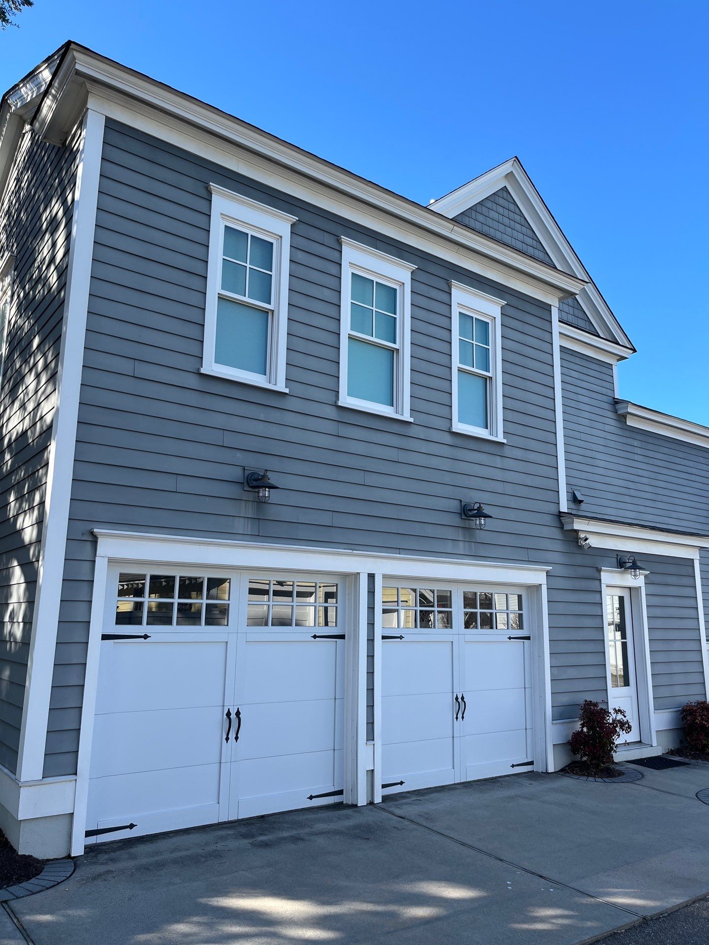 24th Bay St East Beach by AKK Painting LLC