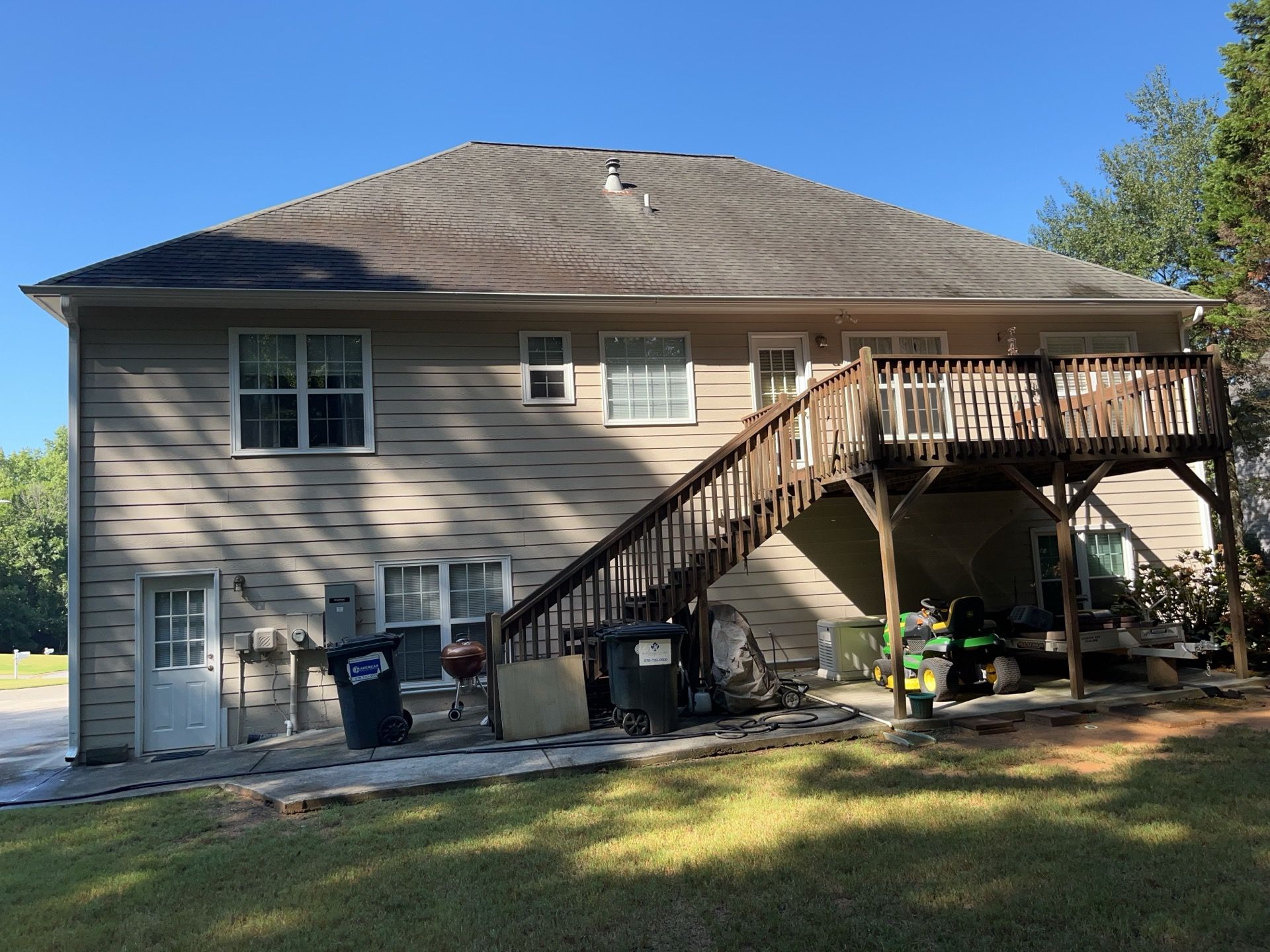 Deck Build using Deckorators Venture Series Decking in the Sandbar Color by Nelson Exteriors