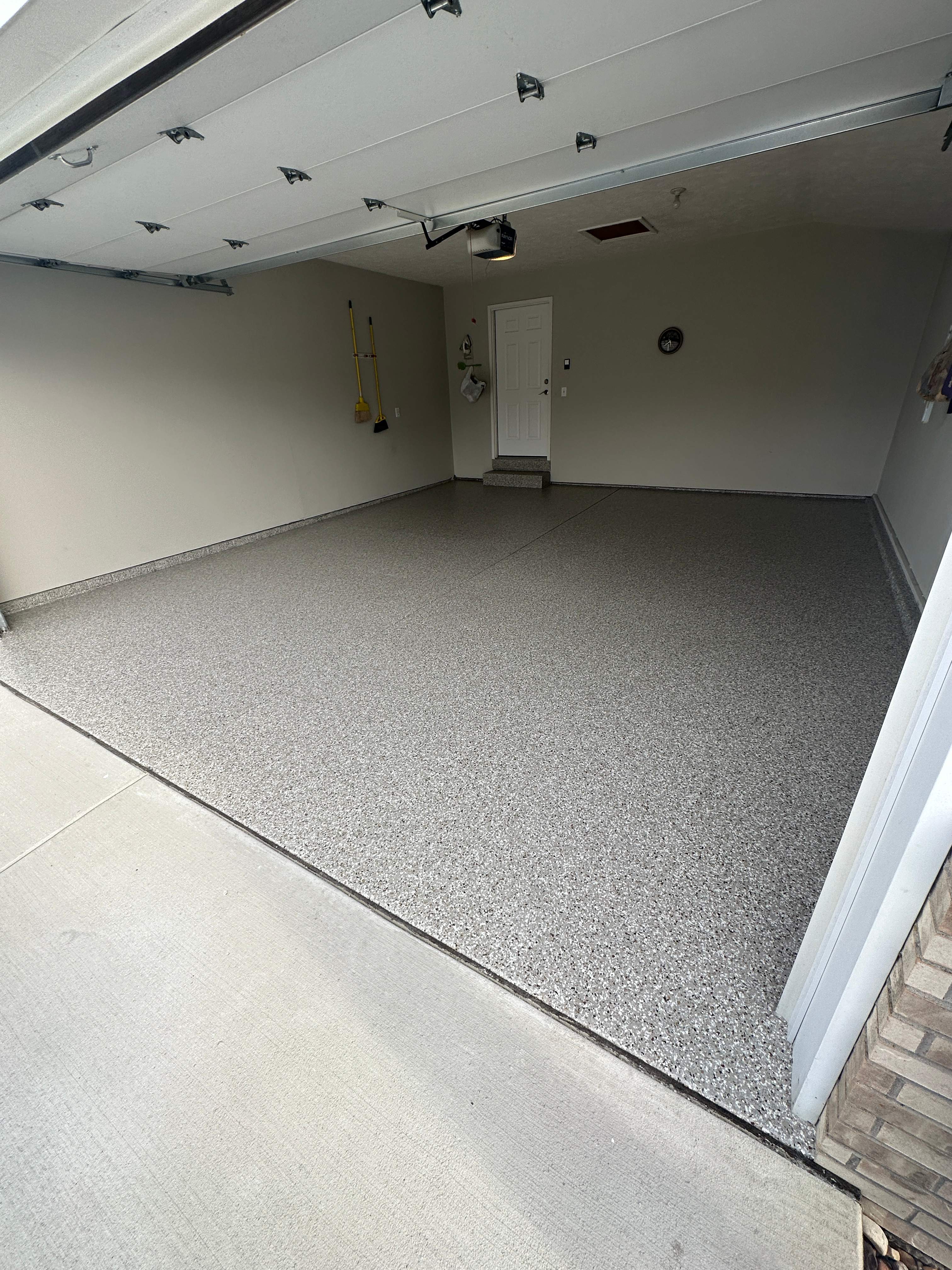 Creekbed Garage Bloomington by Loud Bros