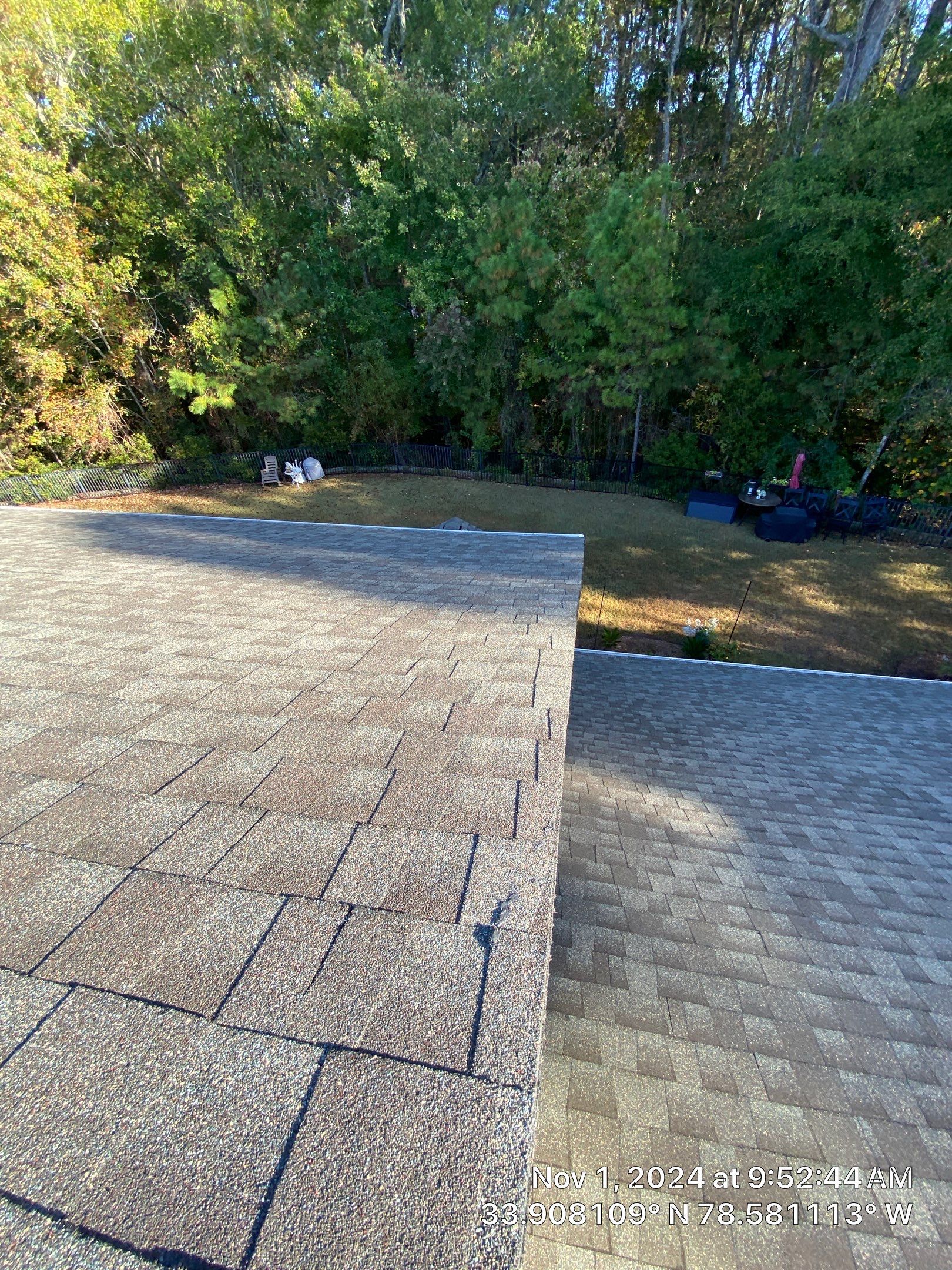 GAF HDZ - Weathered Wood by Linta Roofing Inc