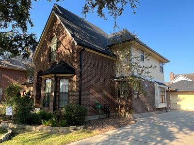 Residential Roofing Installation using Owen's Corning Duration (Lifetime) Shingles