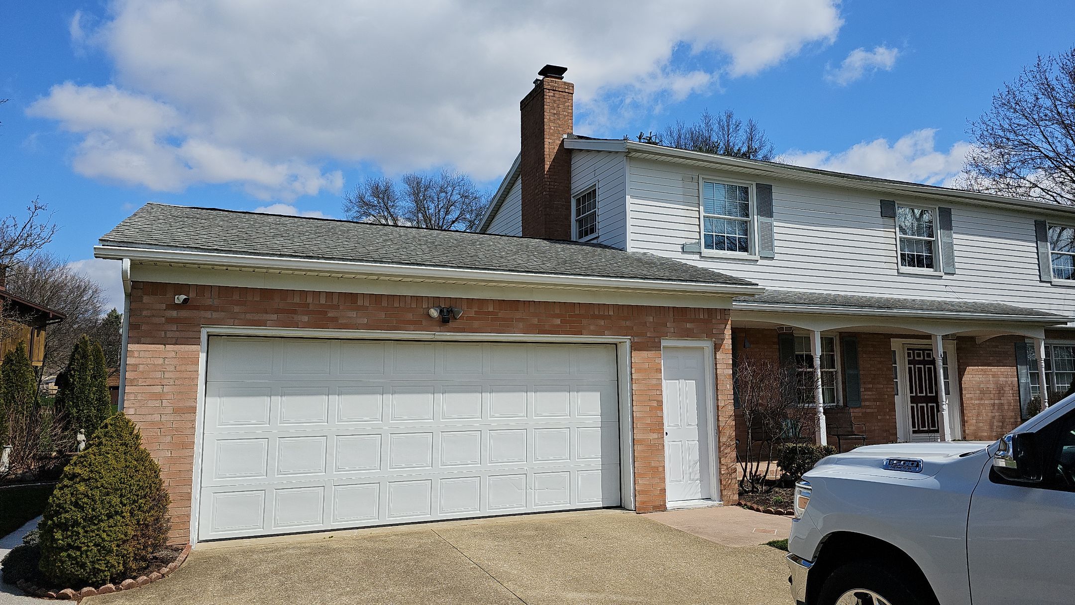 ATLAS PINNACLE COLOR: COASTAL GRANITE by Eagle Eye Roofing