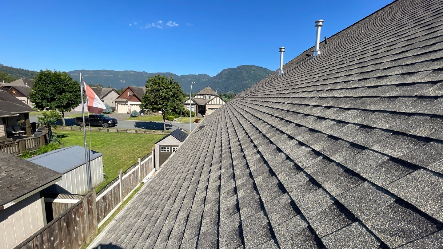 Residential Re-Roof using GAF weathered wood HDZ shingles by Top Notch Roofing Inc