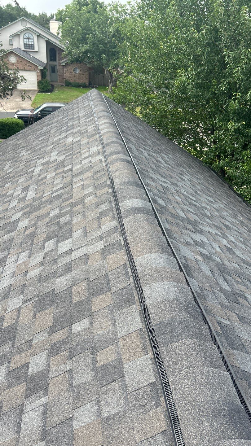 Williamsburg Gray - Owens Corning TruDefinition Duration by RoofsOnly.com