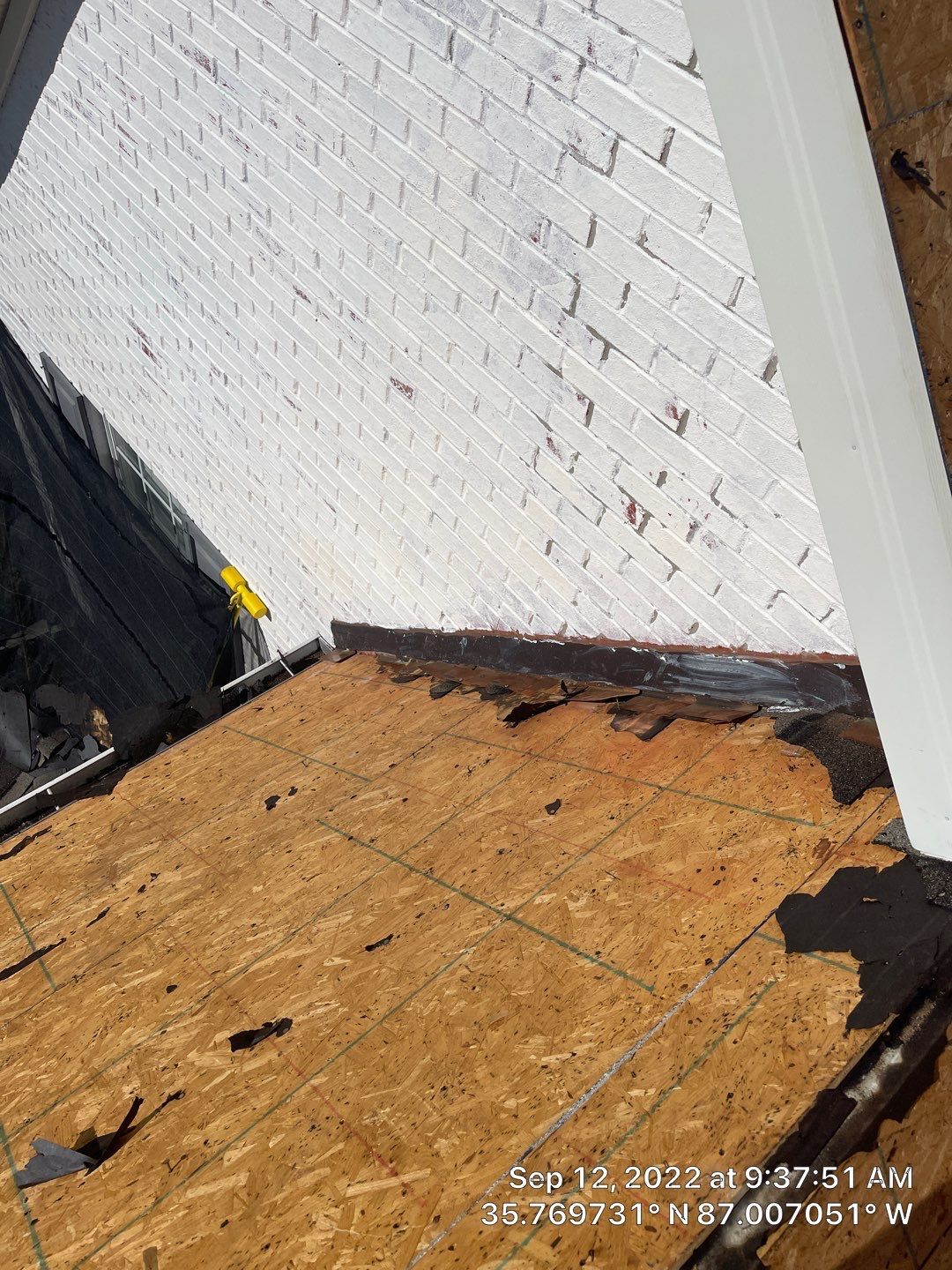 Residential Roofing Installation using Owens Corning Oakridge Roofing System by Undersun Roofing 