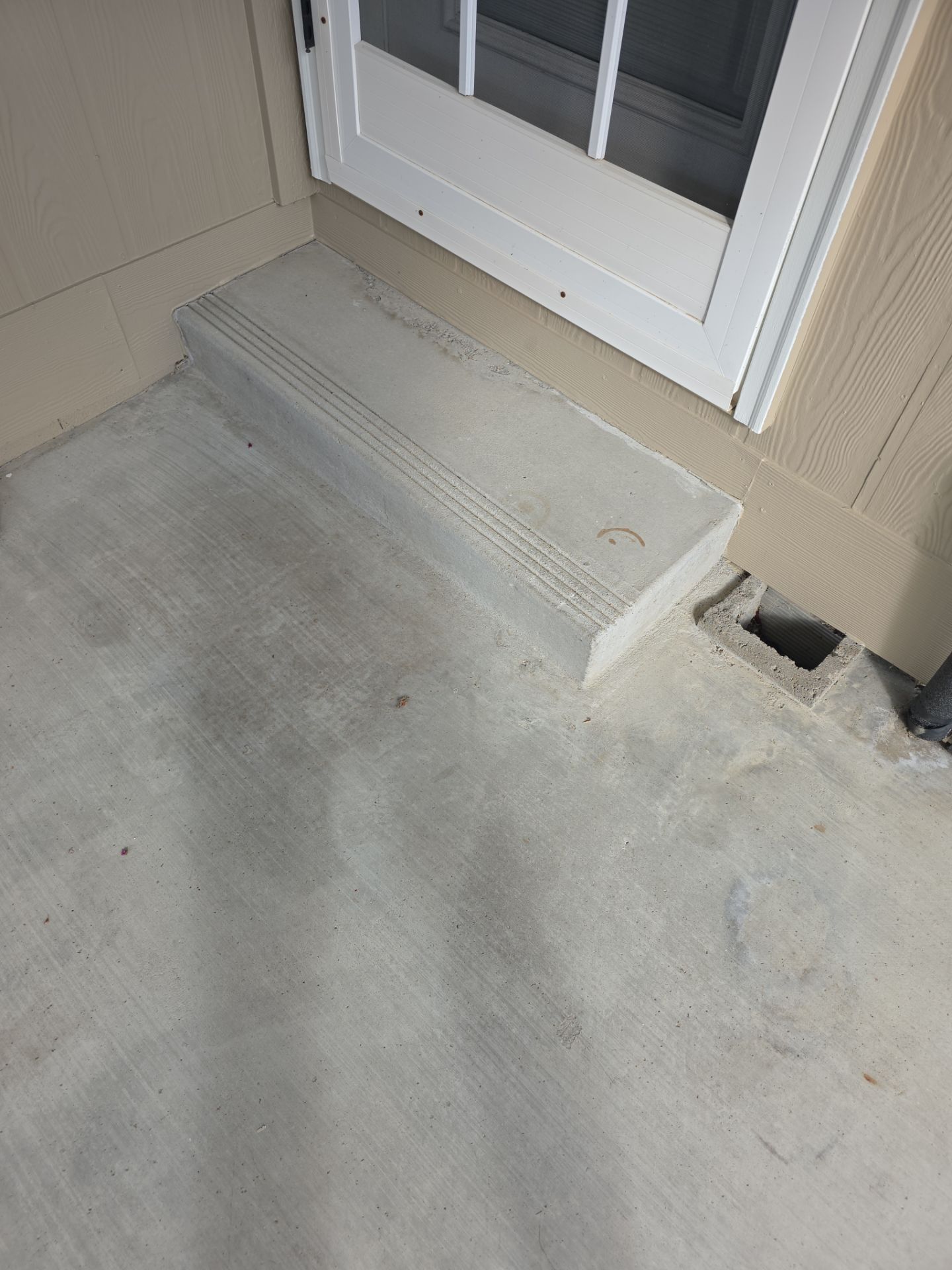 Decorative Chip Concrete Coating for Back Porch in Paso Robles by MGP Coatings