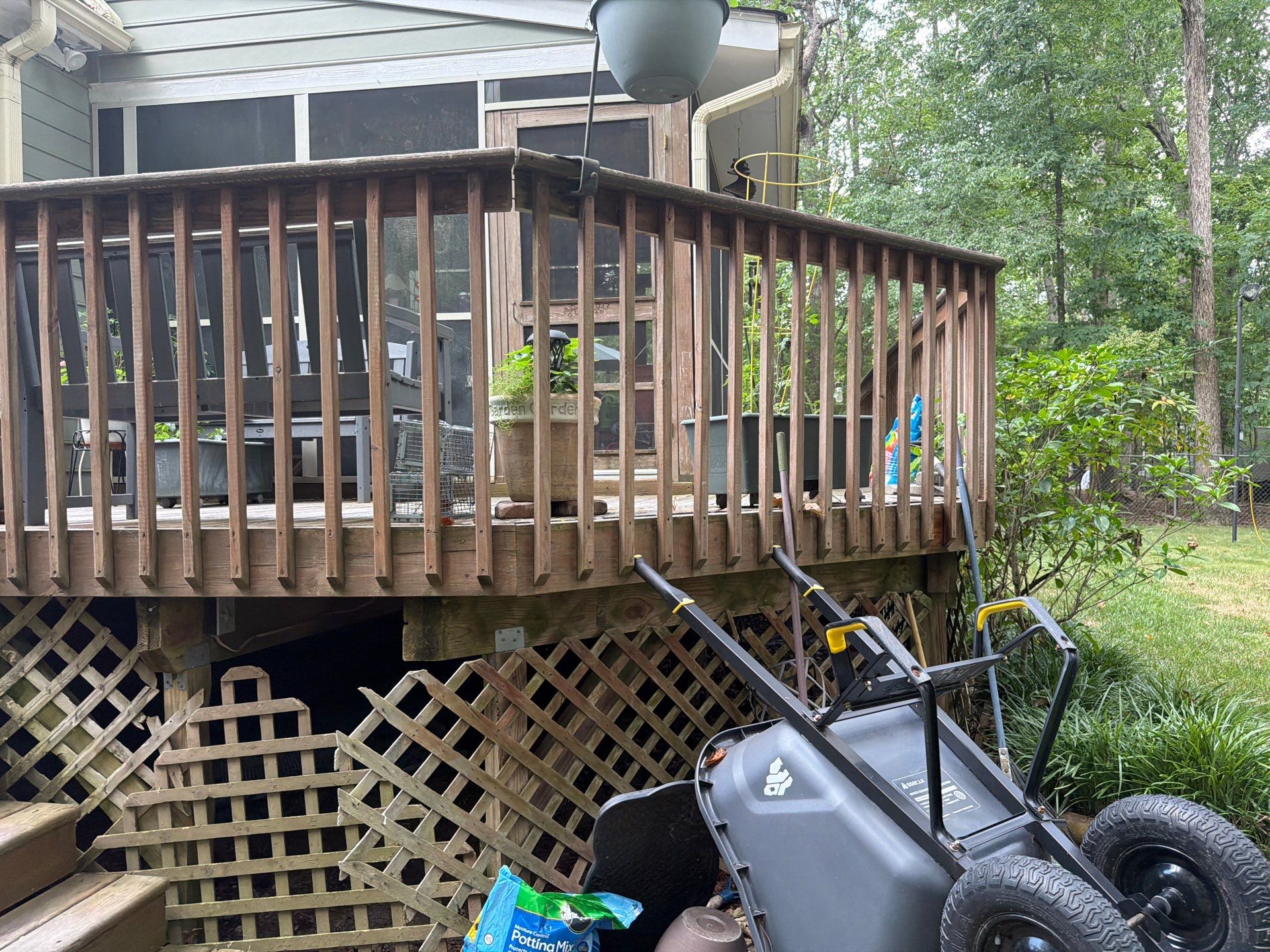 Deck using Wood Sealant by DuraSeal