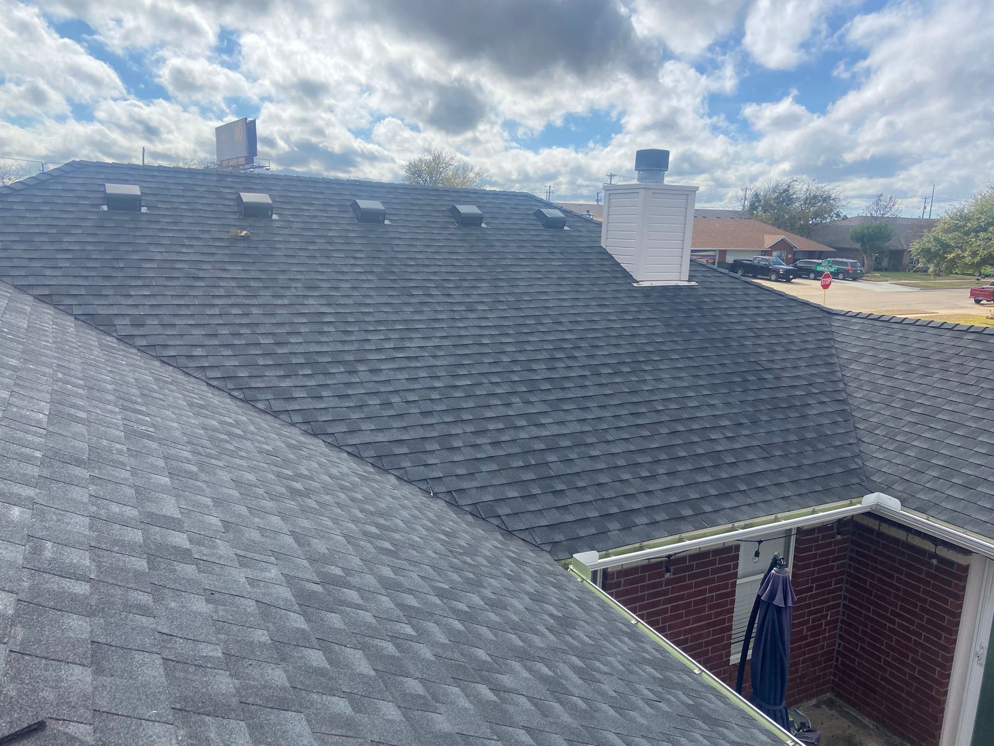 GAF HDZ - Charcoal by Elite Roofing LLC