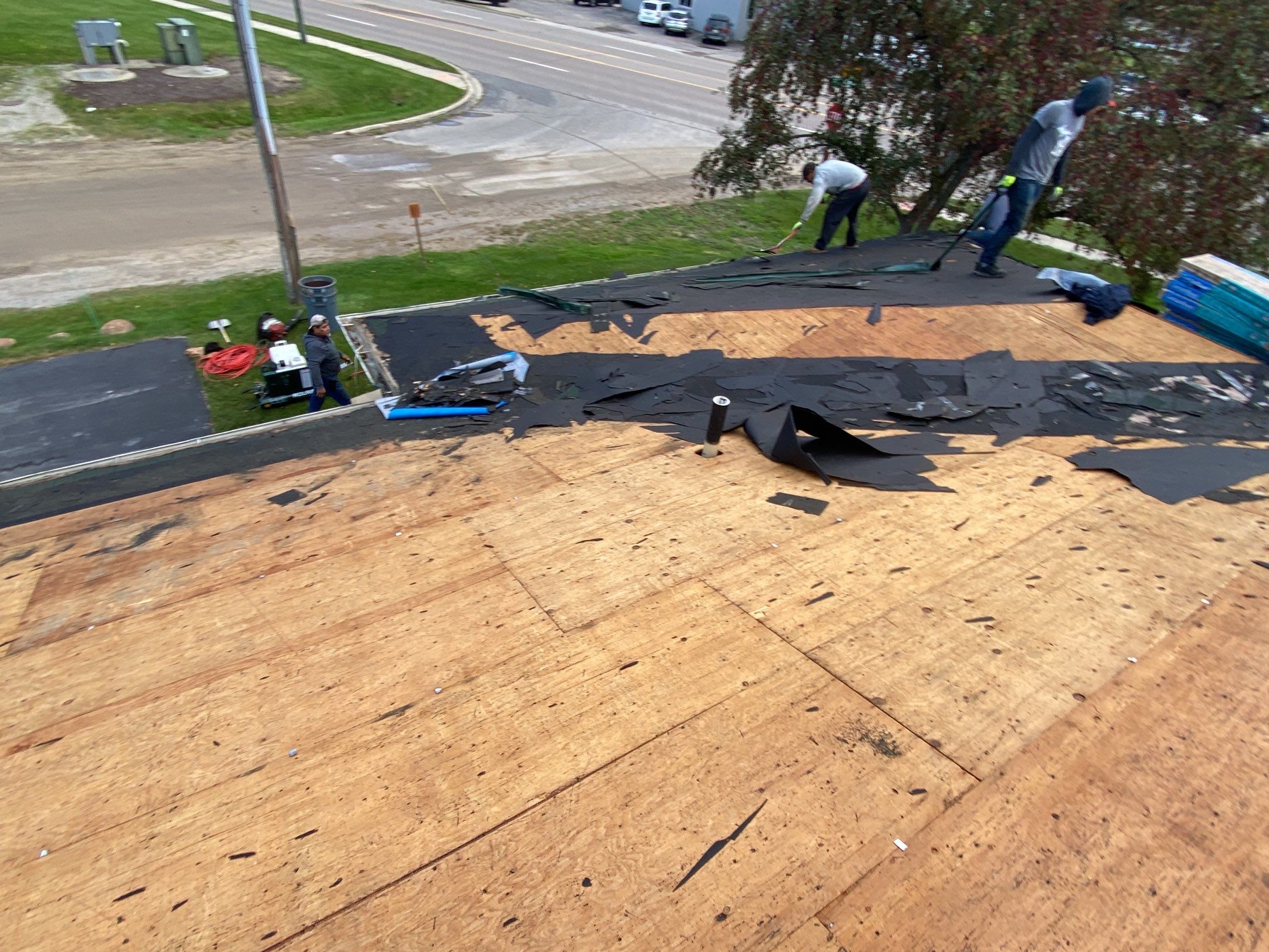 Roof Replacement using CertainTeed Landmark by 180 Contractors