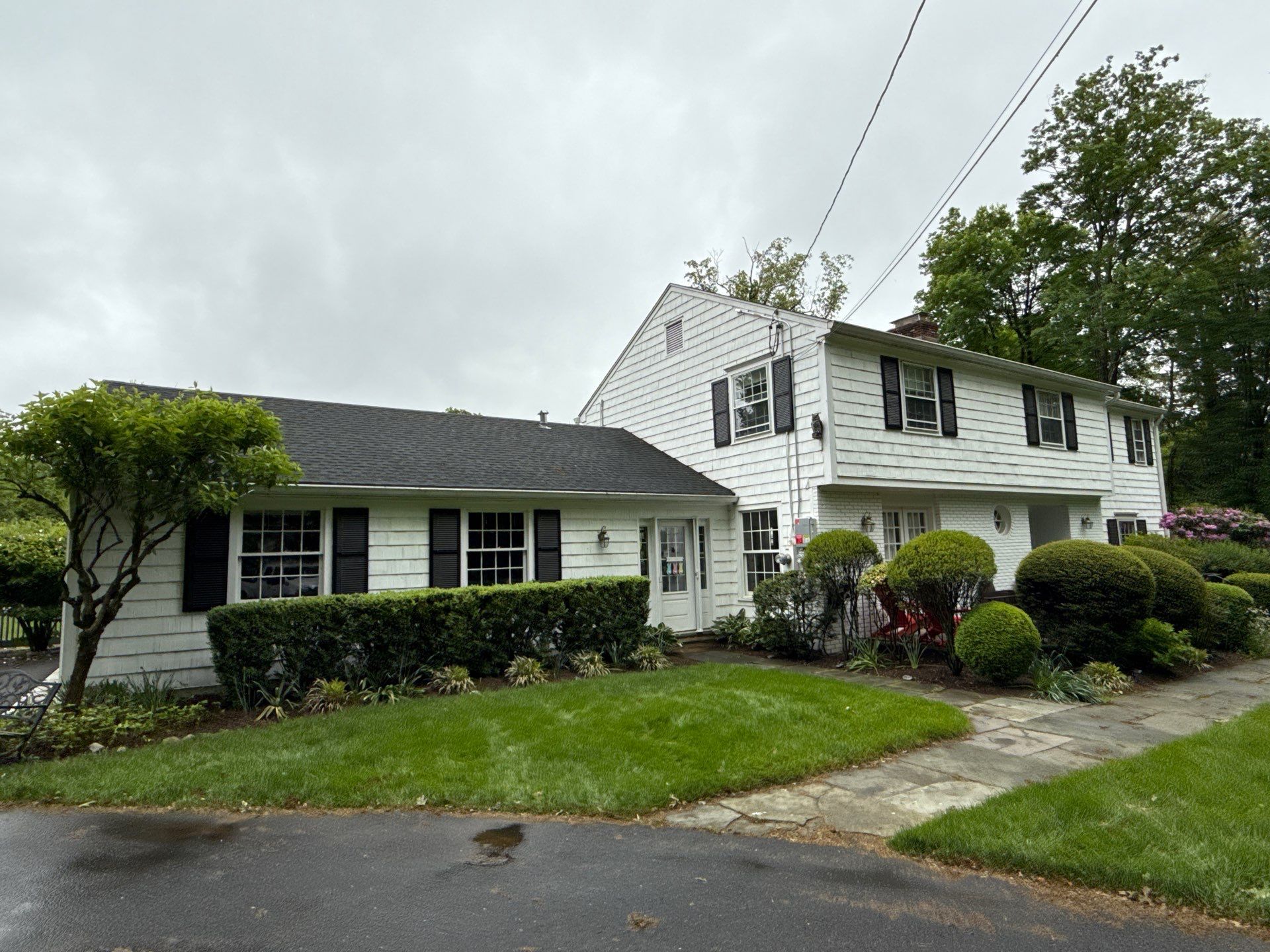 New Canaan Home by Cruz Roofing And Siding