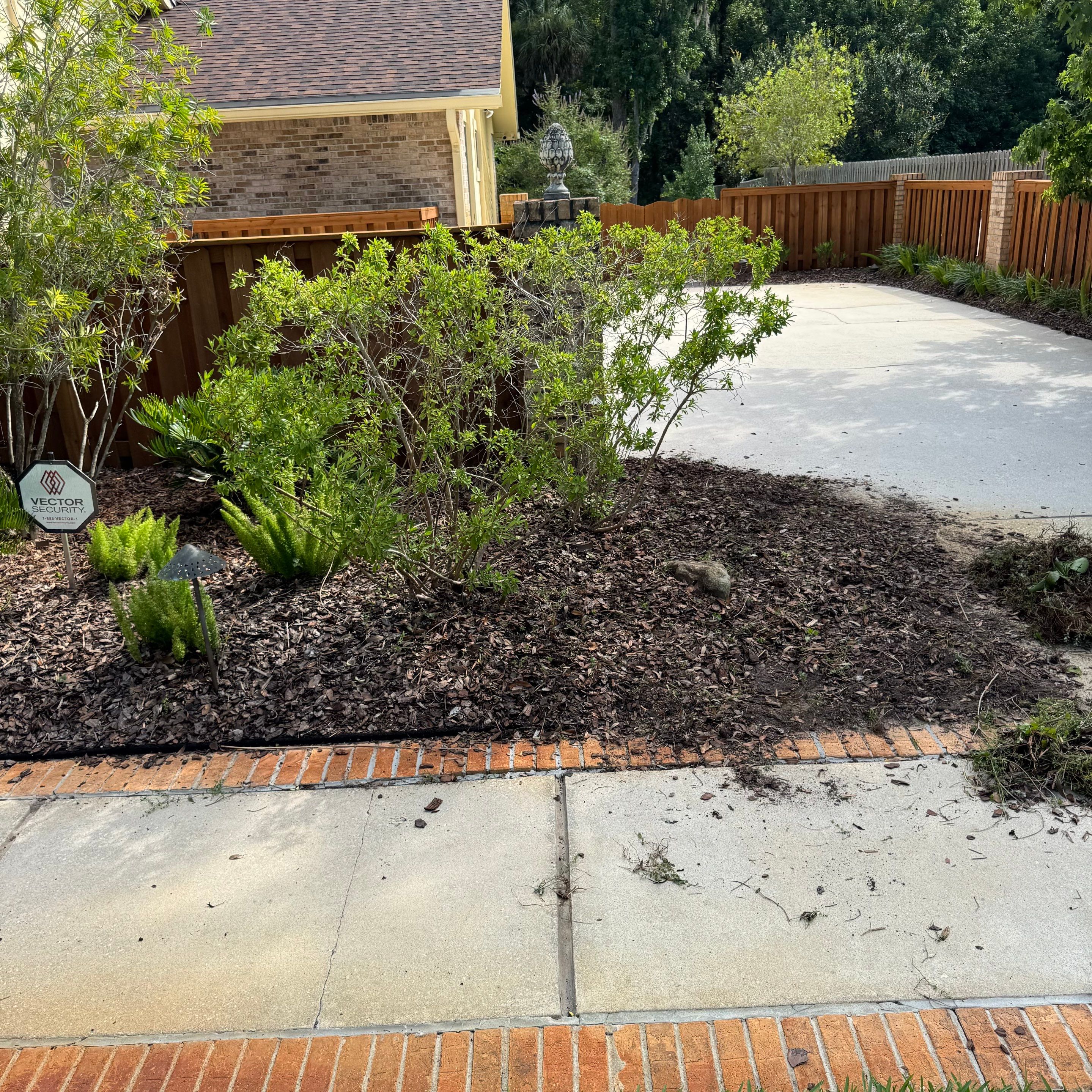 Deerwood Resident | Pine Bark Install & Clean-Up by ProGreen Services