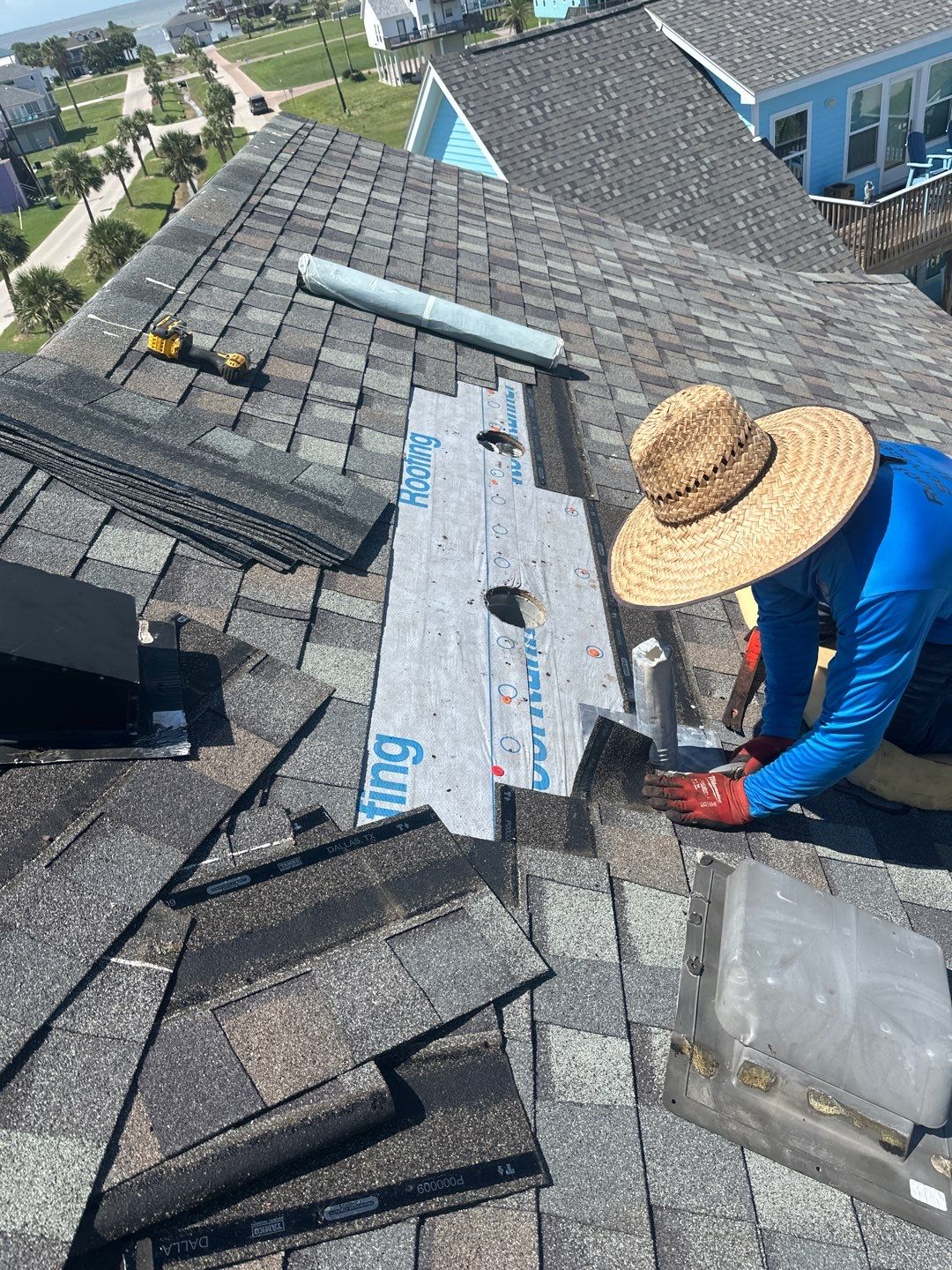 Hail Damage using Owen's Corning Duration (Lifetime) Shingles by Roof Repair Company