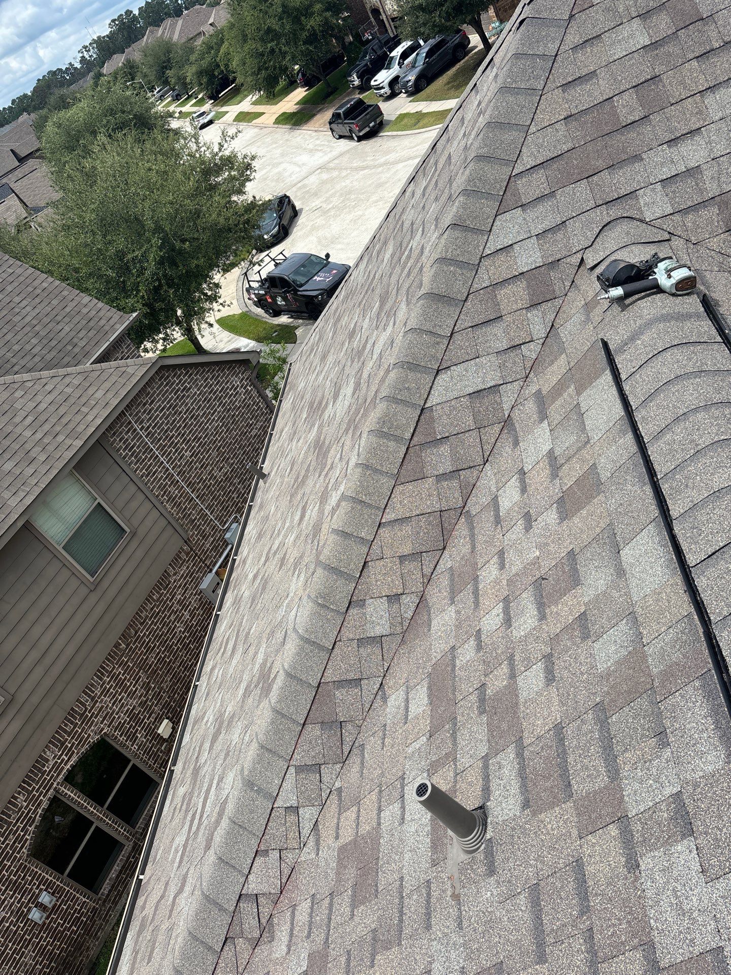 Residential Roofing Installation using Owen's Corning Duration (Lifetime) Shingles by Roof Repair Company