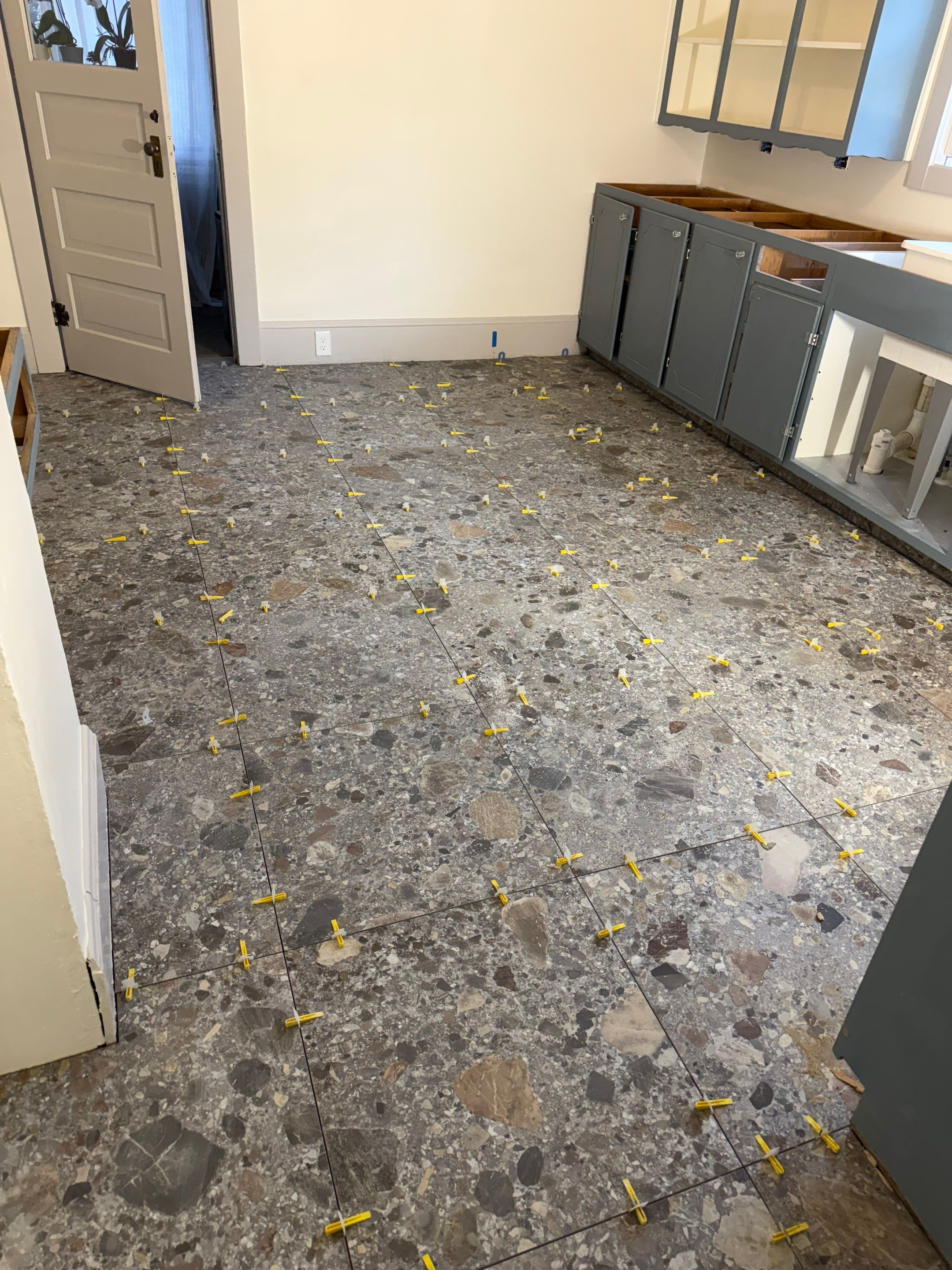 Kitchen Remodel by Handyman State LLC