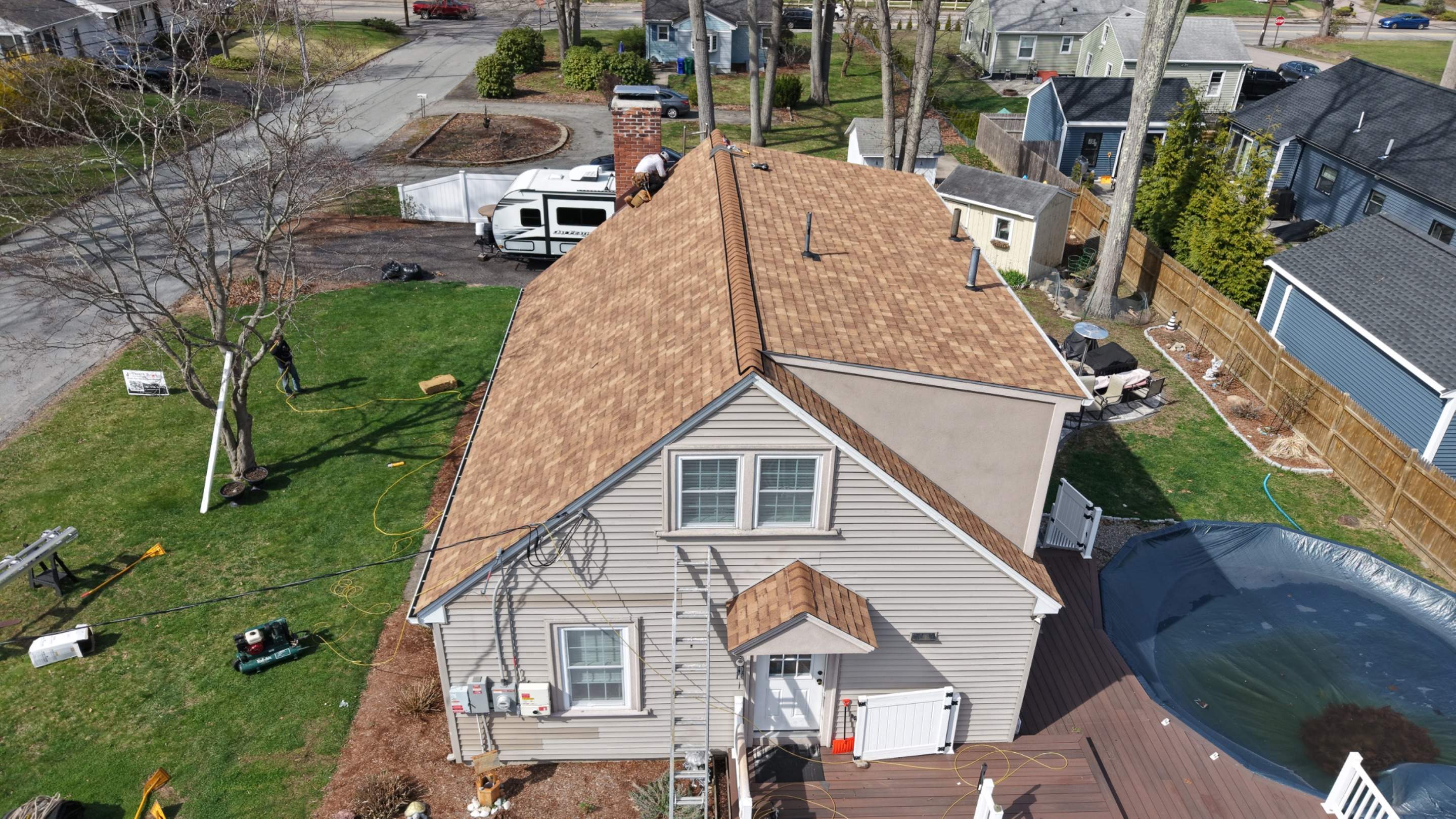 Solar Panel Removal & Full Roof Replacement – Owens Corning Duration, Desert Tan by JOHNNYS PRO
