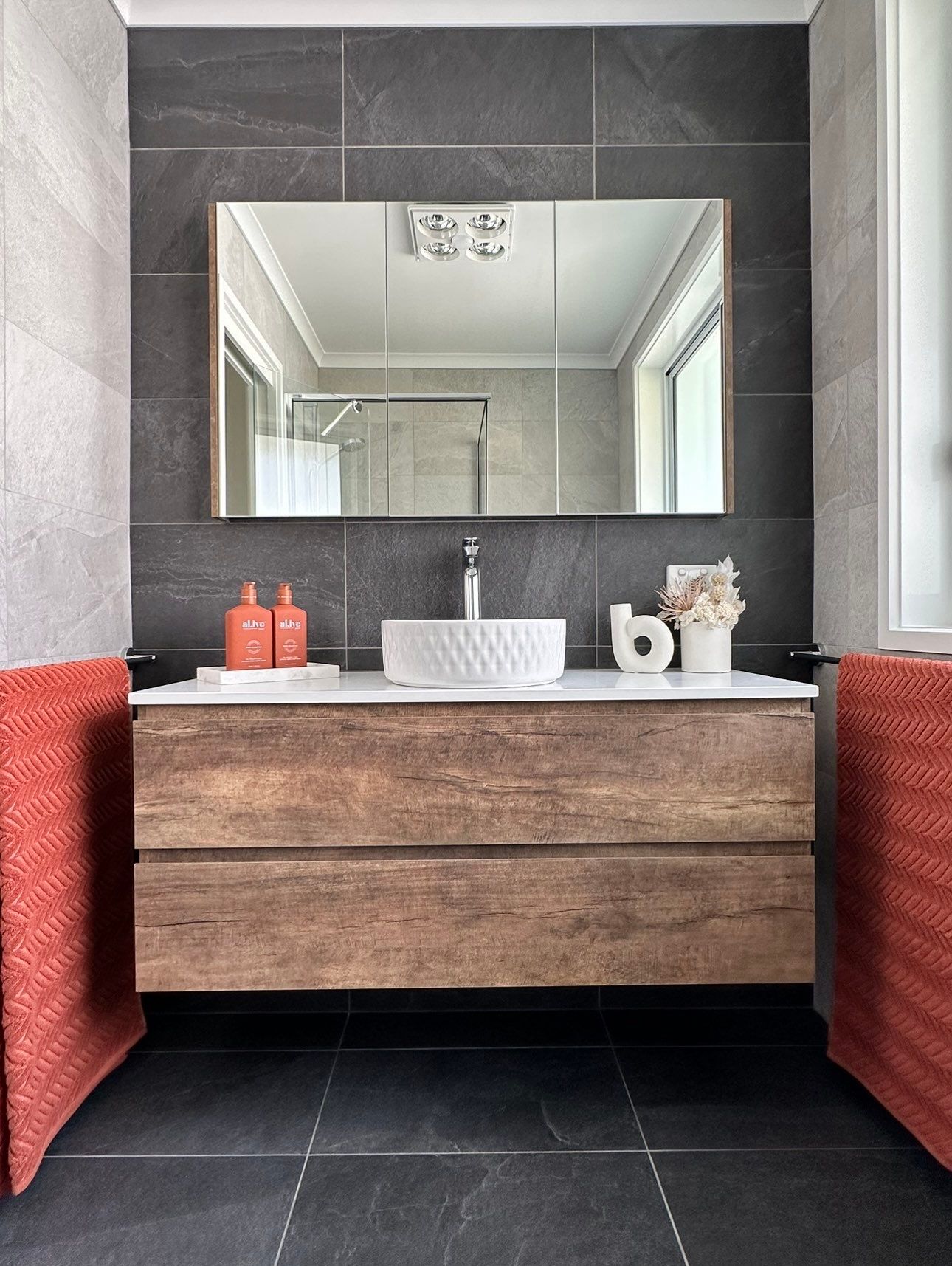 Small Ensuite Renovation by Re-seal Bathrooms