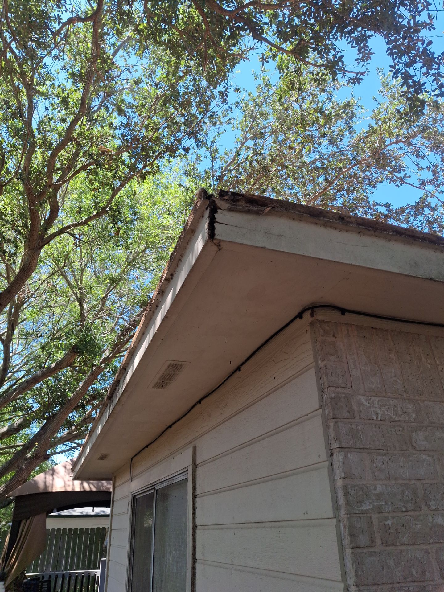 Quebec South by Bayfront Roofing and Construction