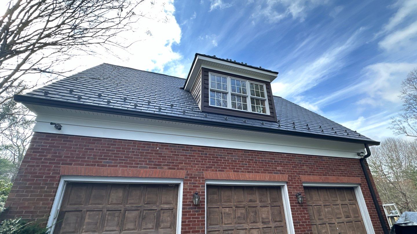 Clifton Multi-Trade Restoration: DaVinci Single Width Slate in Slate Black by RM Banning, Inc.