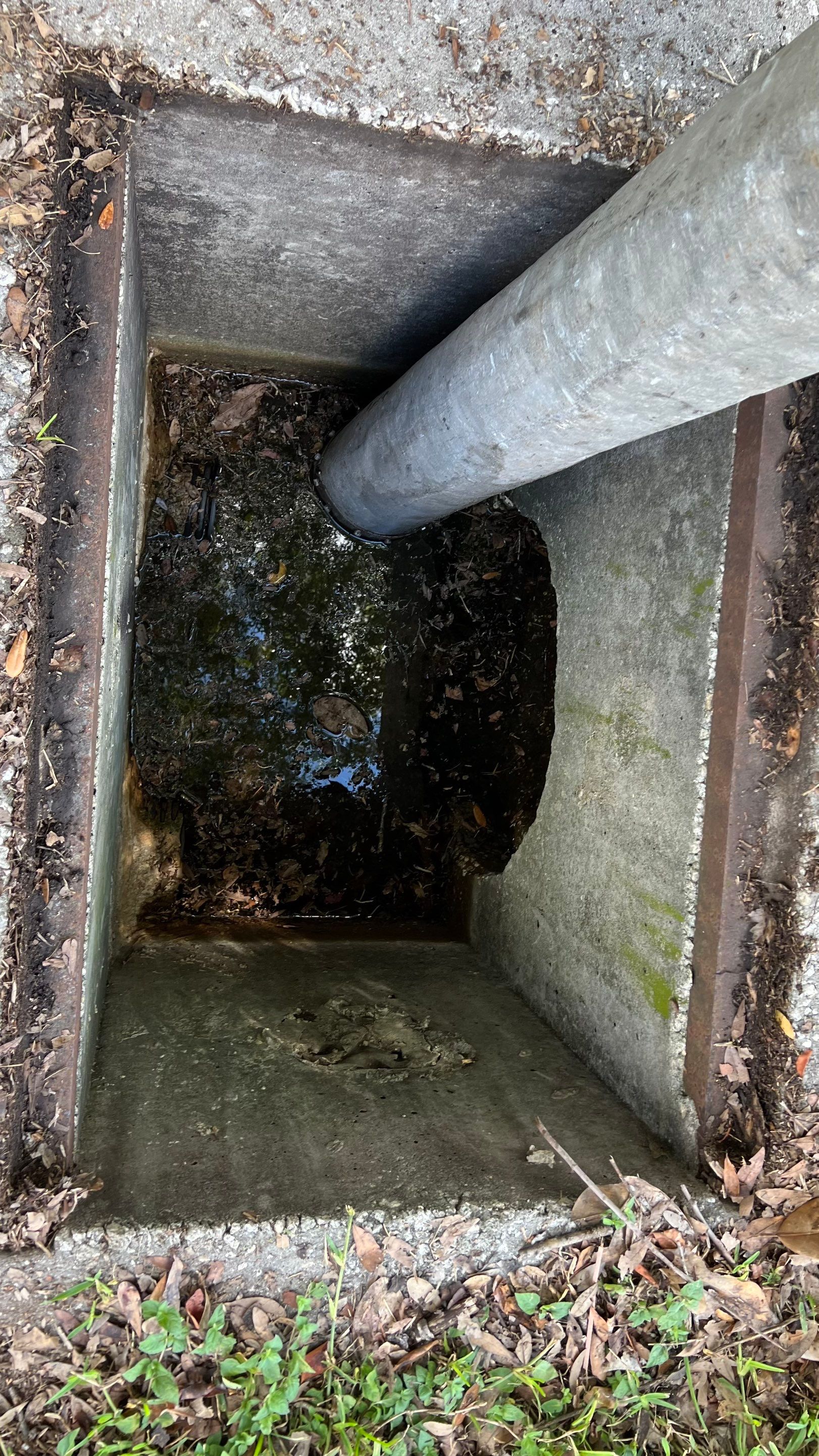 Apartment Complex Storm Water System Cleaning and Maintenance by APS Power & Water