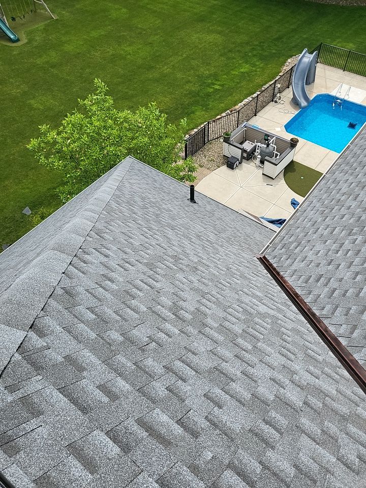 GAF Timberland Color: Pewter Gray by Eagle Eye Roofing