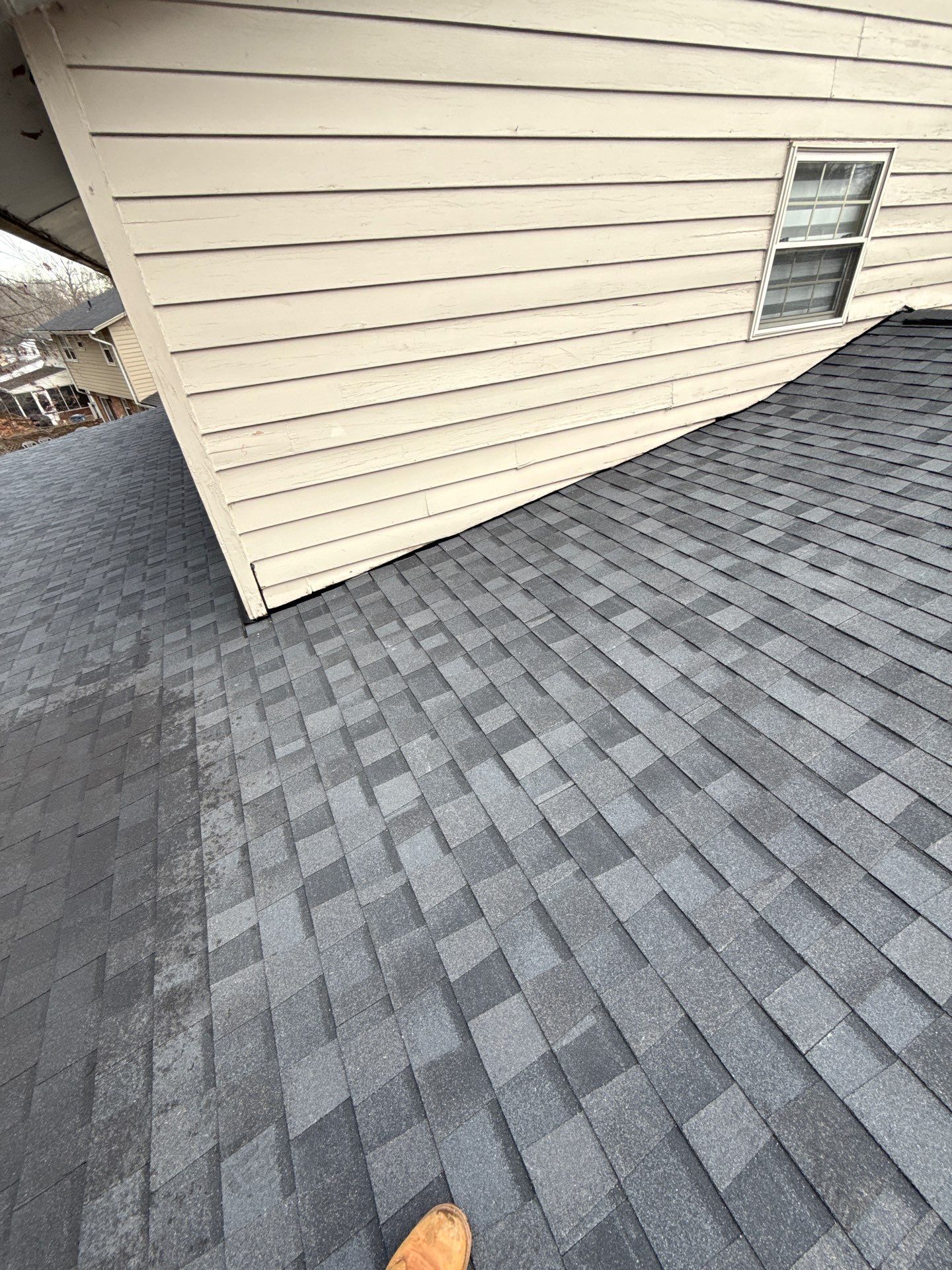 Springfield : Residential Roof Replacement with CertainTeed Landmark Pro in Max Moire Black  by RM Banning, Inc.