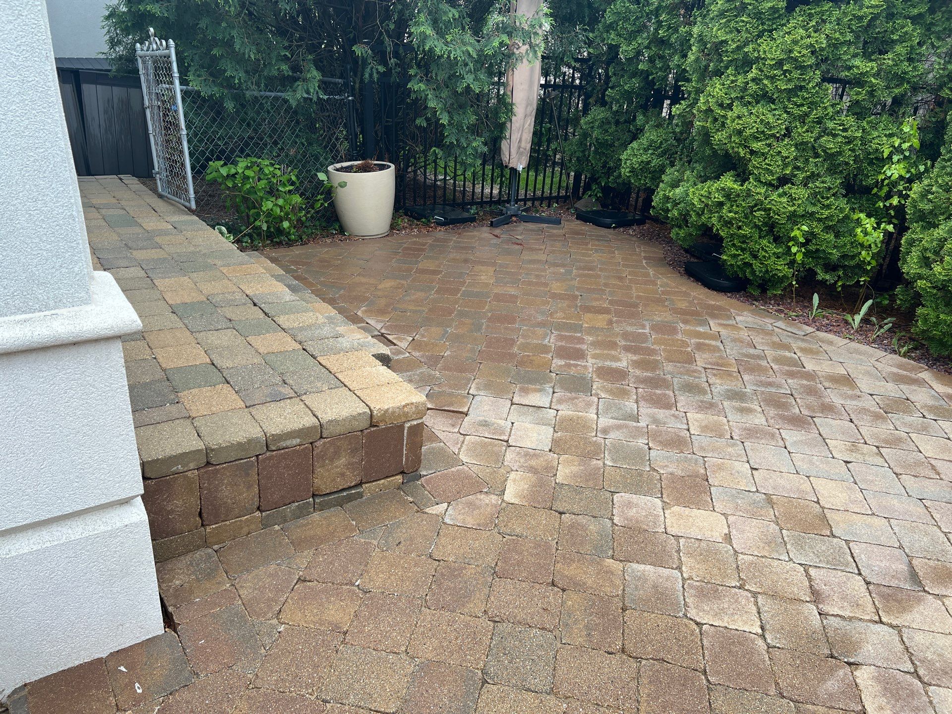 dryvit using Algaecide, soft wash soap by Northern Power Washing LLC.