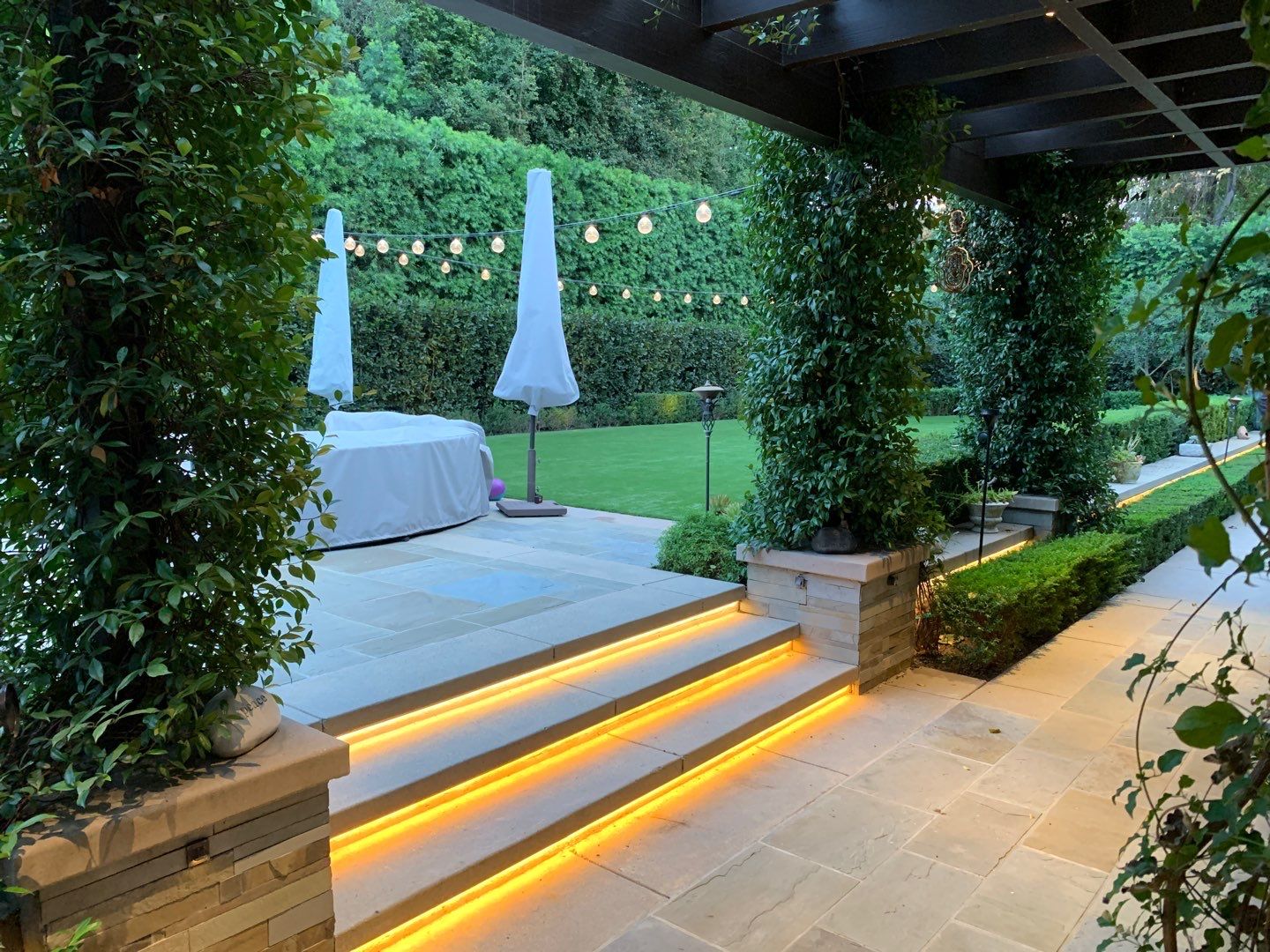 Toluca Lake Outdoor Entertainment + Landscape Lighting by Outdoor Lights + Shades