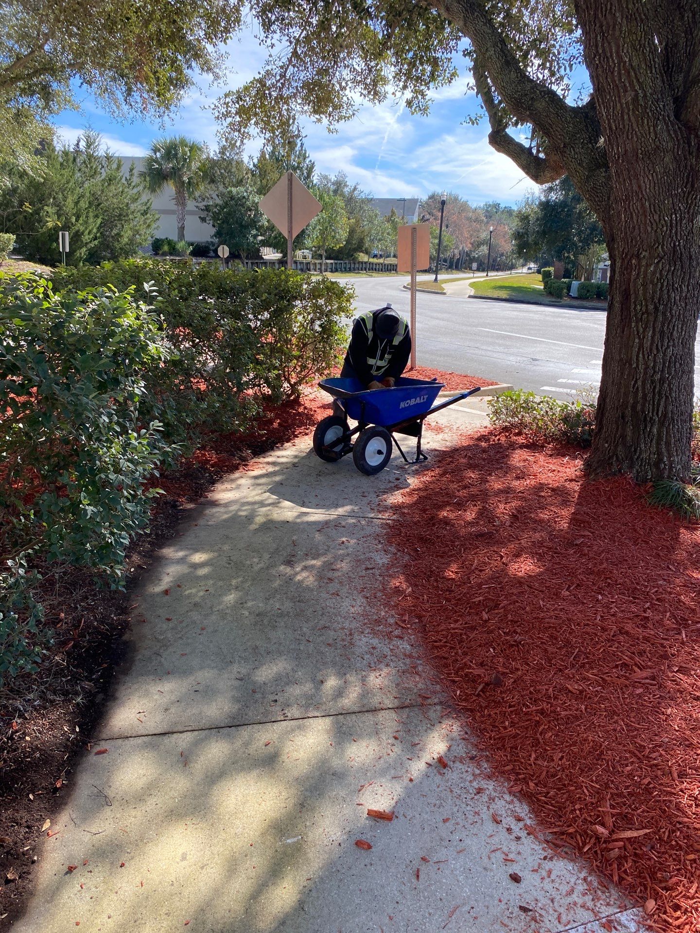 Larry’s Giant Subs | Rock & Mulch by ProGreen Services