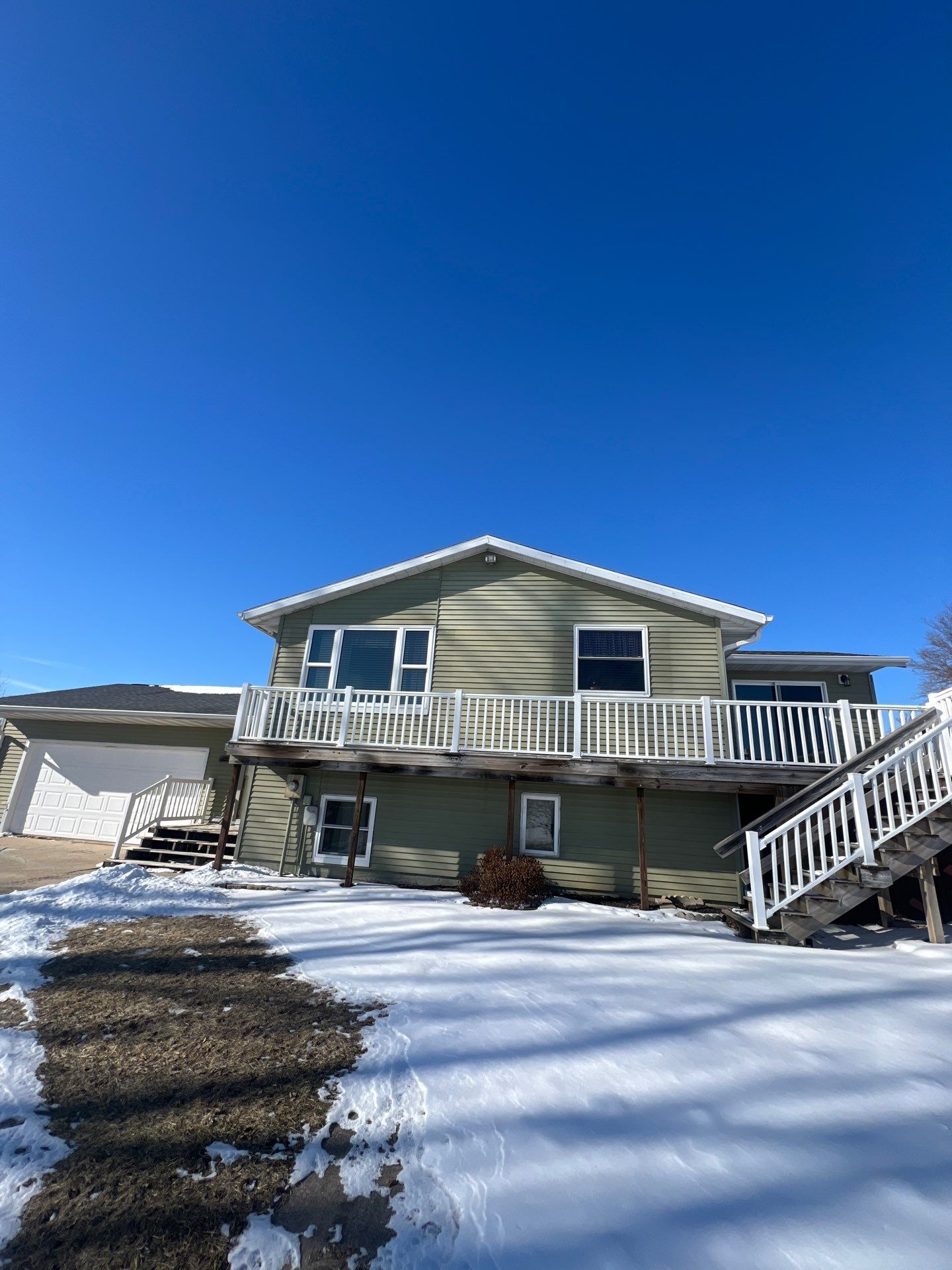 Before and After Exterior by Grandview Painting