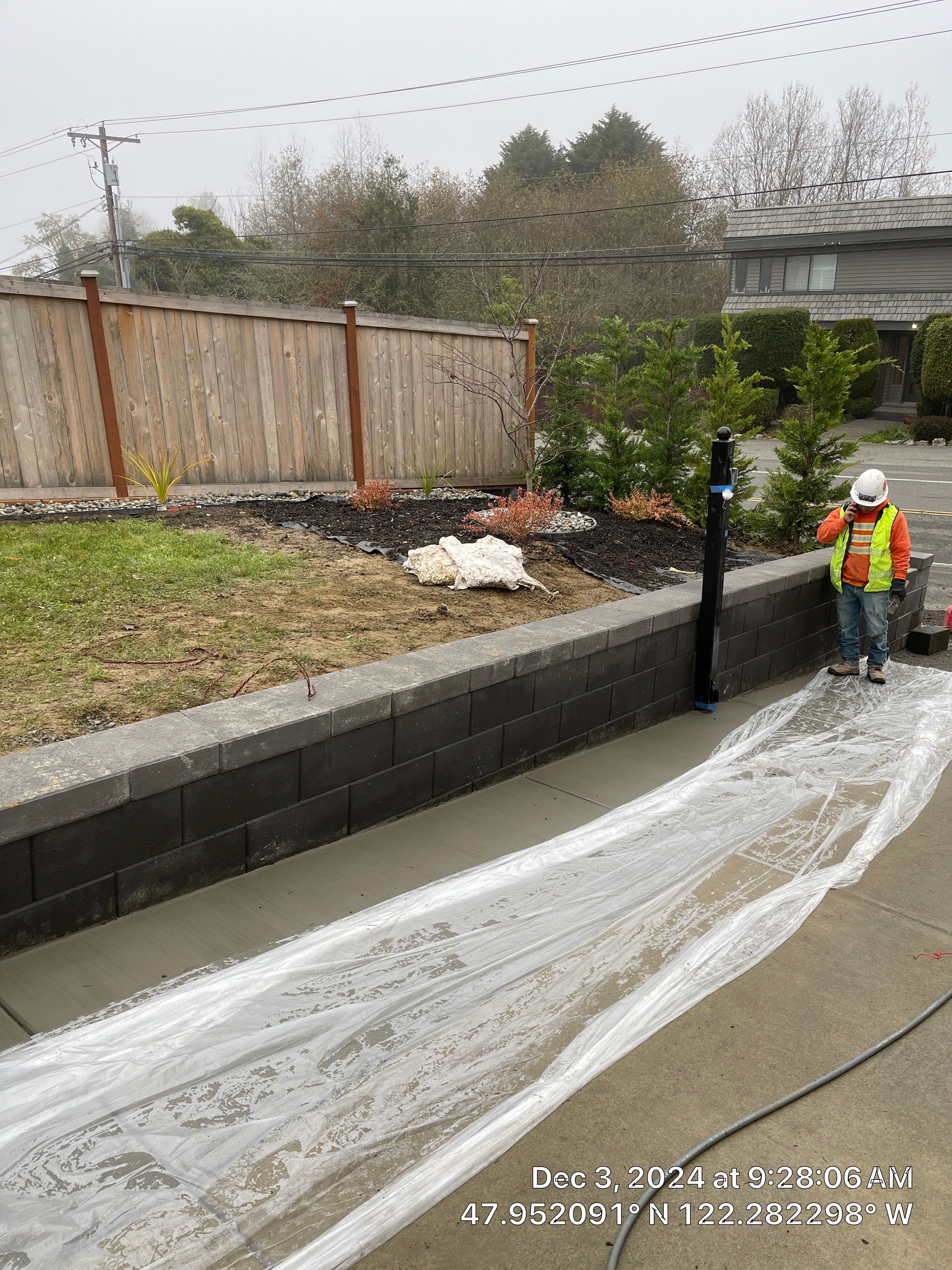 Retaining Wall & Concrete Patch Repair | Everett  by Jireh Asphalt & Concrete Inc 