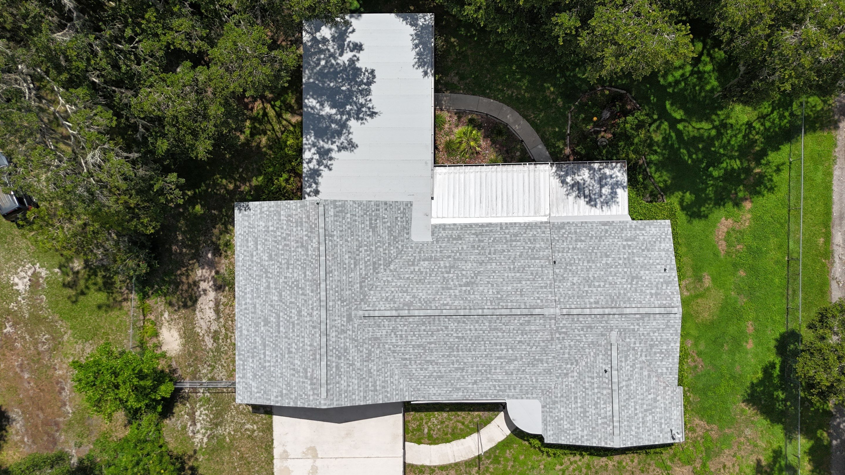 Roof Replacement in Plant City, FL by Steadfast Roofing 