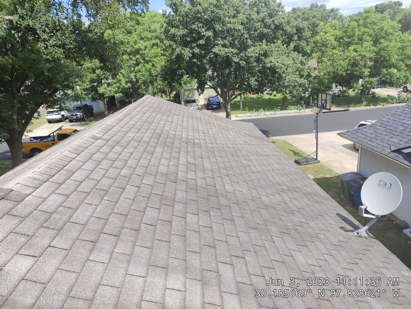Residential Roofing Installation using Owens Corning Oakridge Estate Grey by DeZign Roofing & Exteriors