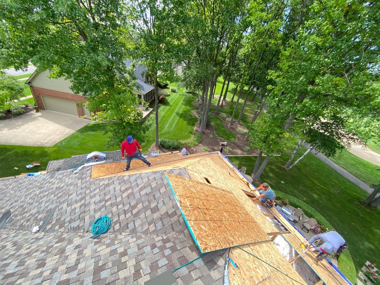 Roof Replacement using CertainTeed Landmark by 180 Contractors