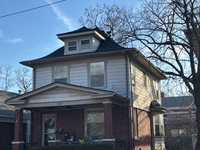 Residential Roofing Installation using IKO DYNASTY ROOF