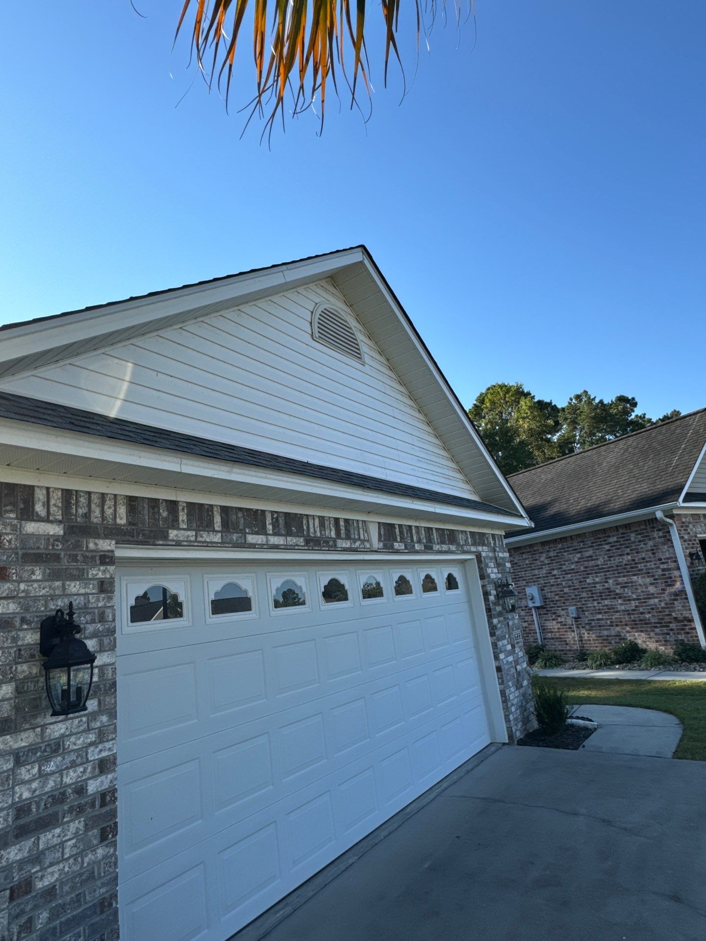 GAF HDZ - Oyster Grey by Linta Roofing