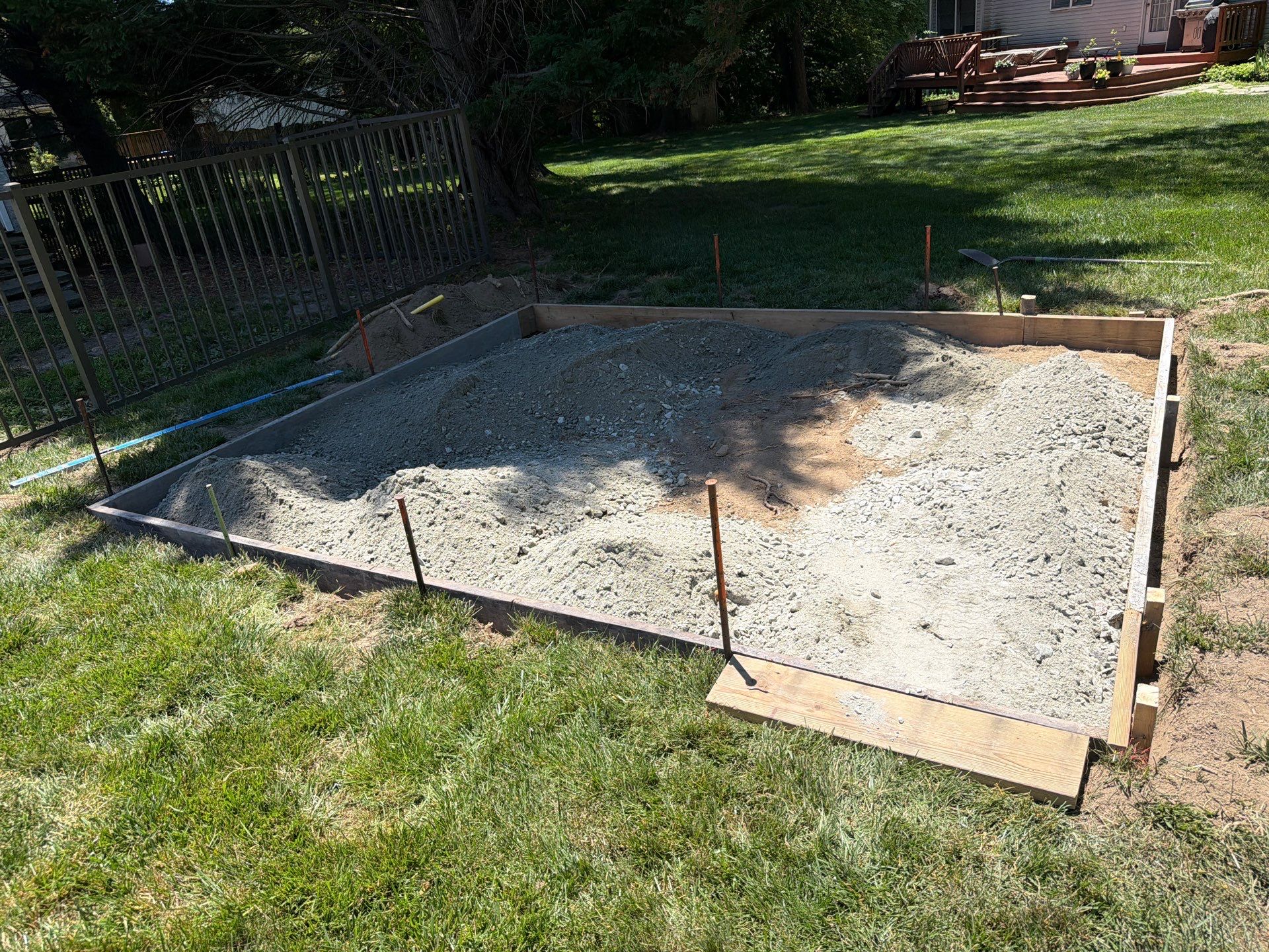 ποΈ SIMPLE CONCRETE PAD FOR A SHED π πͺπΌπ₯ by Studio G Indoor Spaces & Outdoor Living